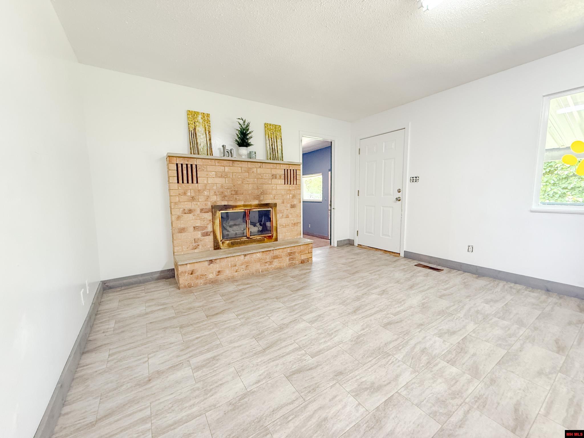 708 COOPER ESTATES DRIVE Mountain Home, AR 72653