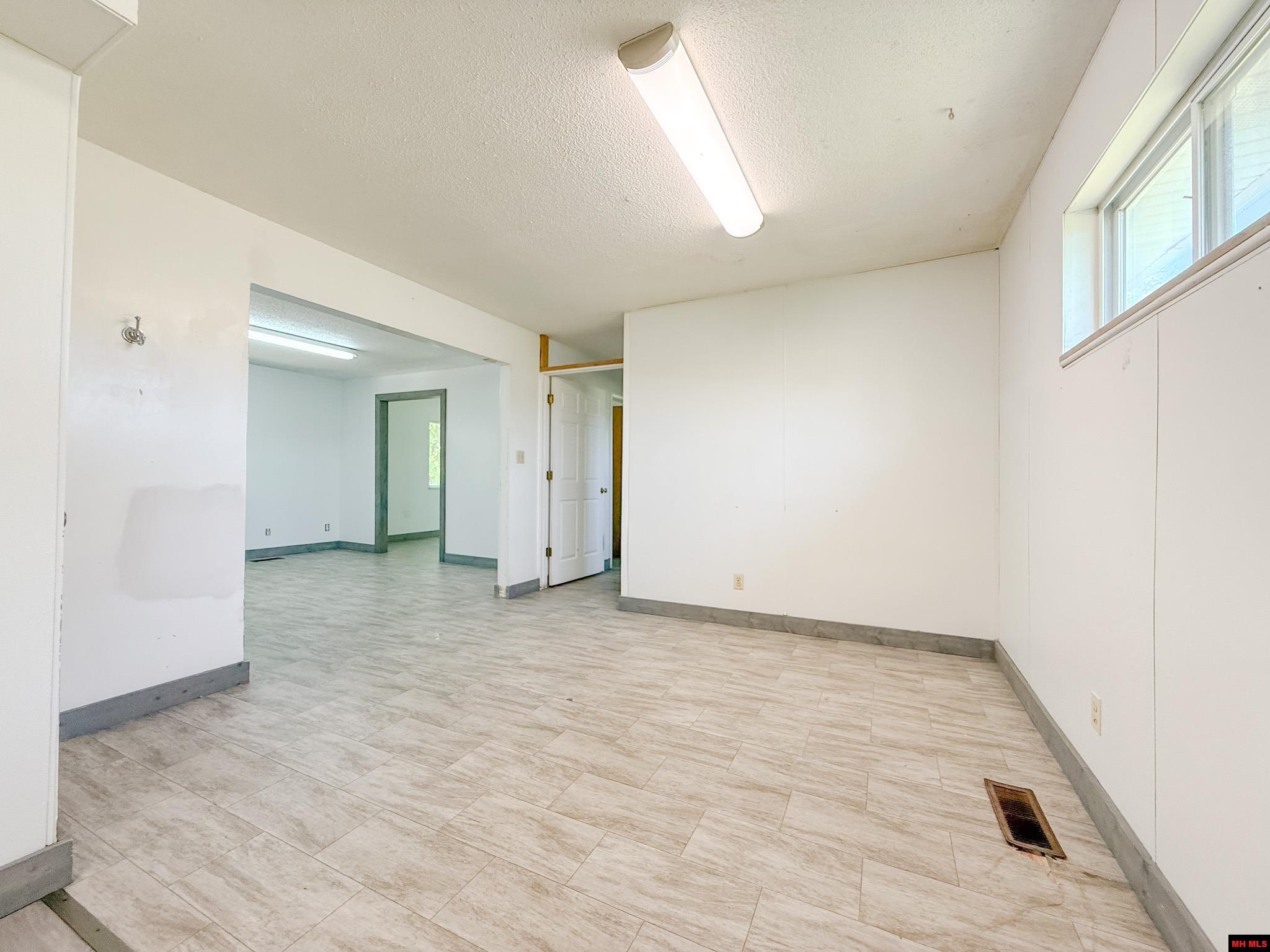 708 COOPER ESTATES DRIVE Mountain Home, AR 72653