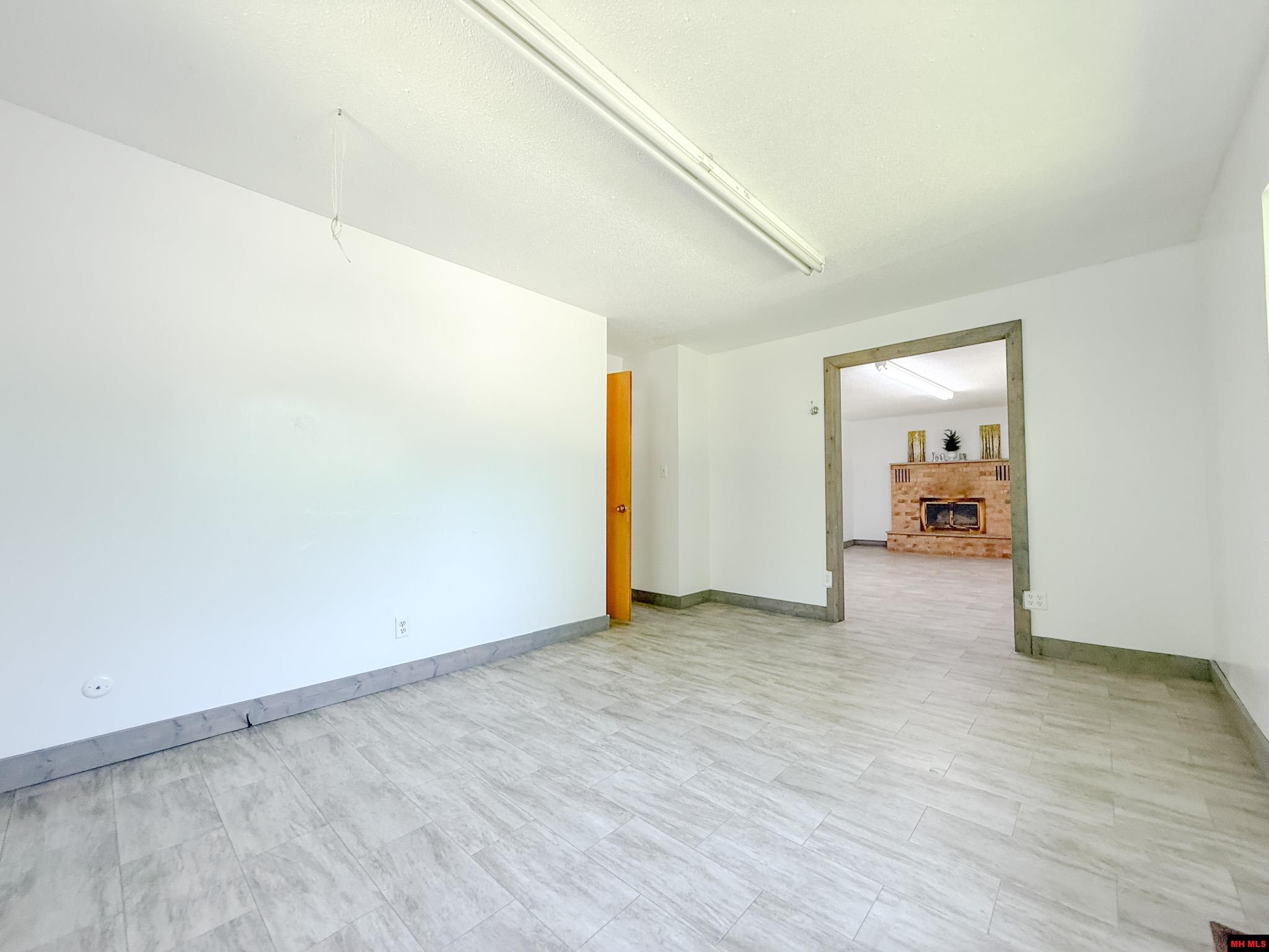 708 COOPER ESTATES DRIVE Mountain Home, AR 72653