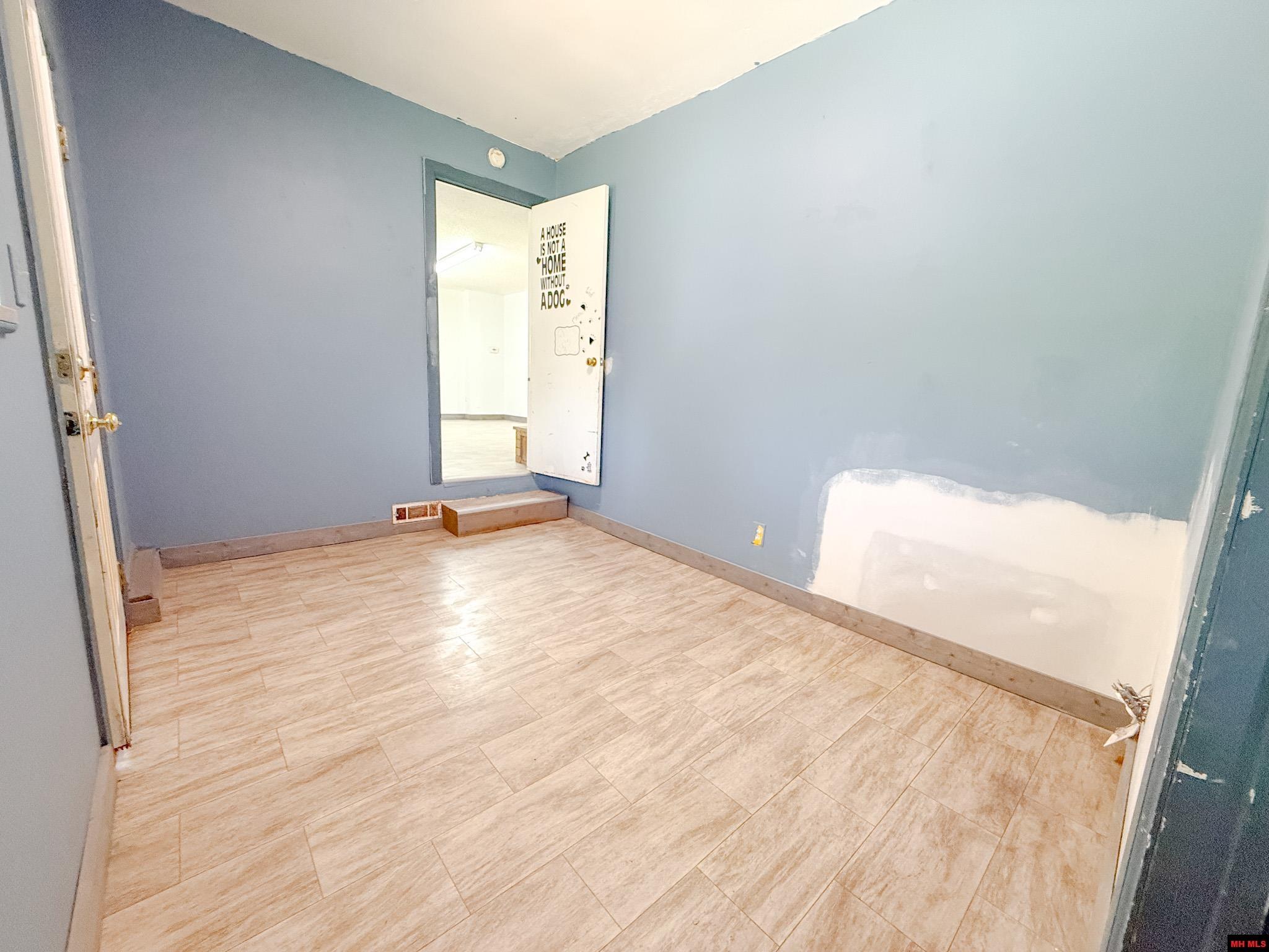 708 COOPER ESTATES DRIVE Mountain Home, AR 72653