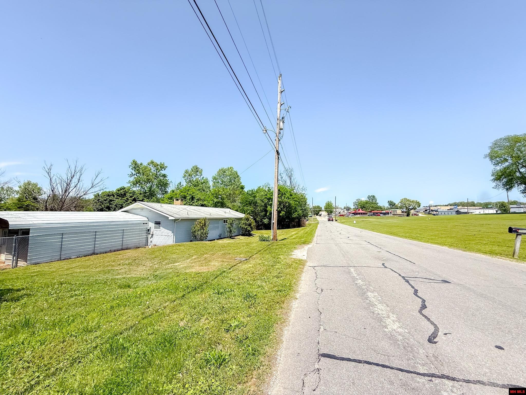 708 COOPER ESTATES DRIVE Mountain Home, AR 72653