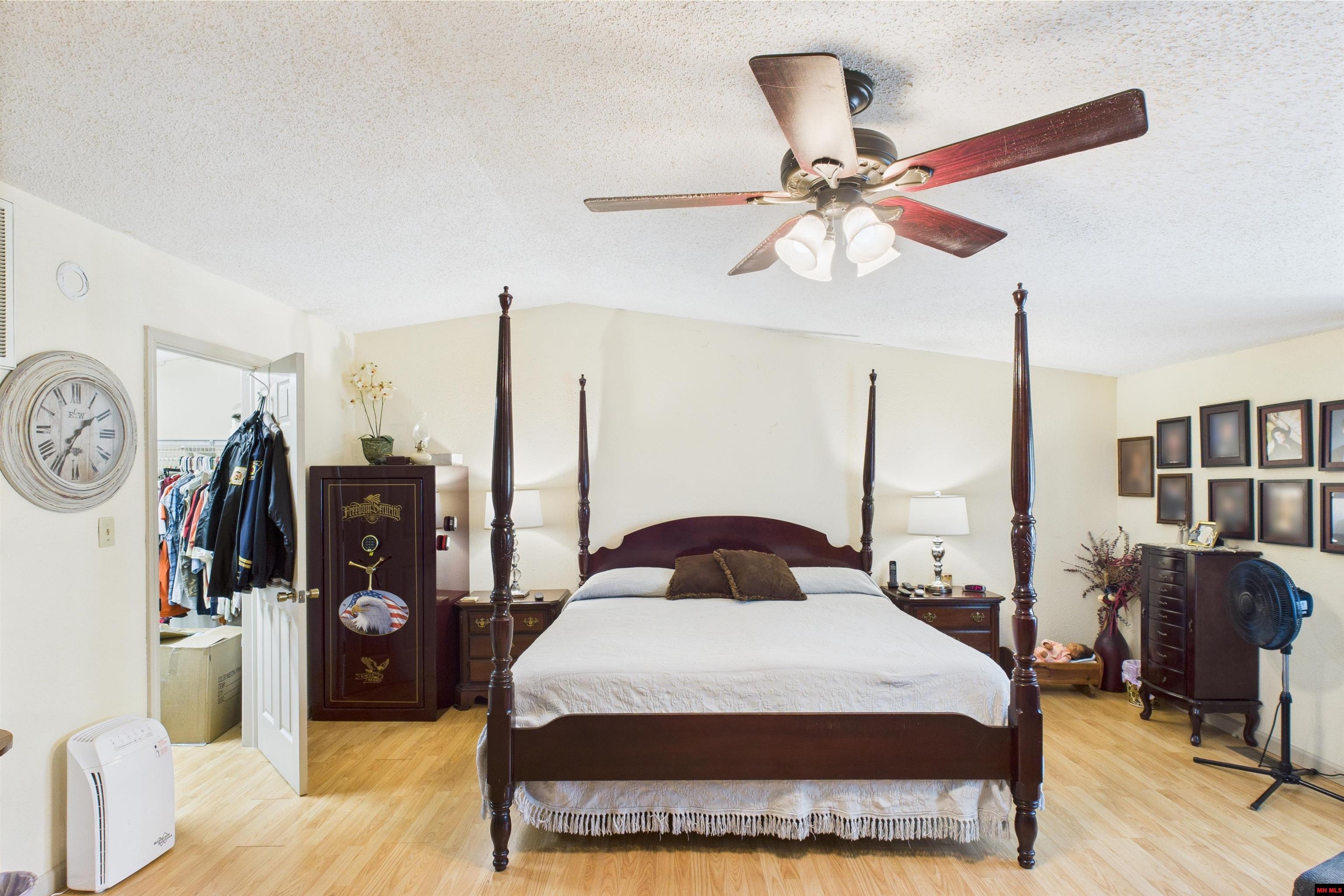 18 WINTER OAK DRIVE Elizabeth, AR 72531