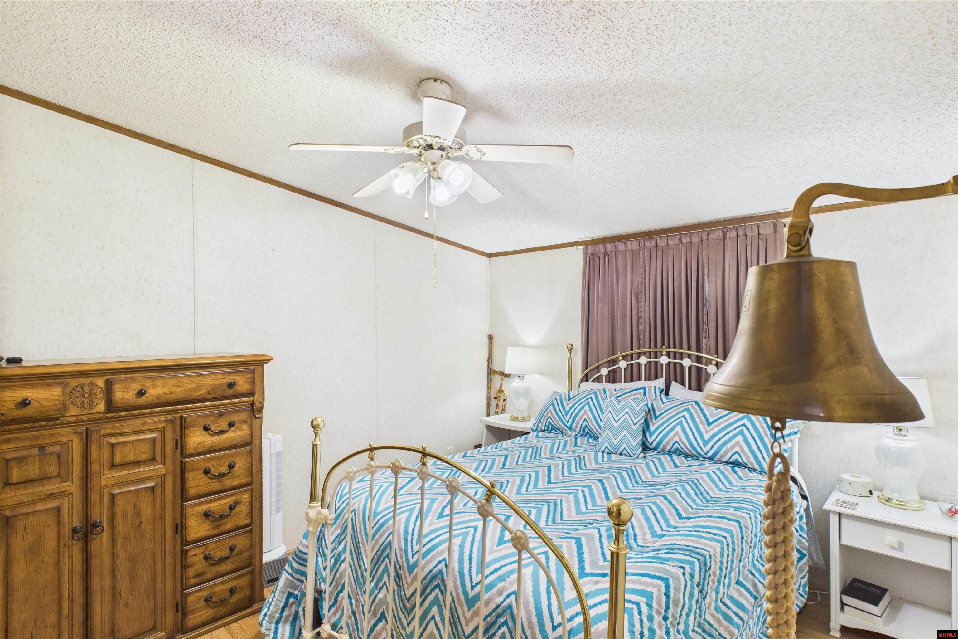 18 WINTER OAK DRIVE Elizabeth, AR 72531