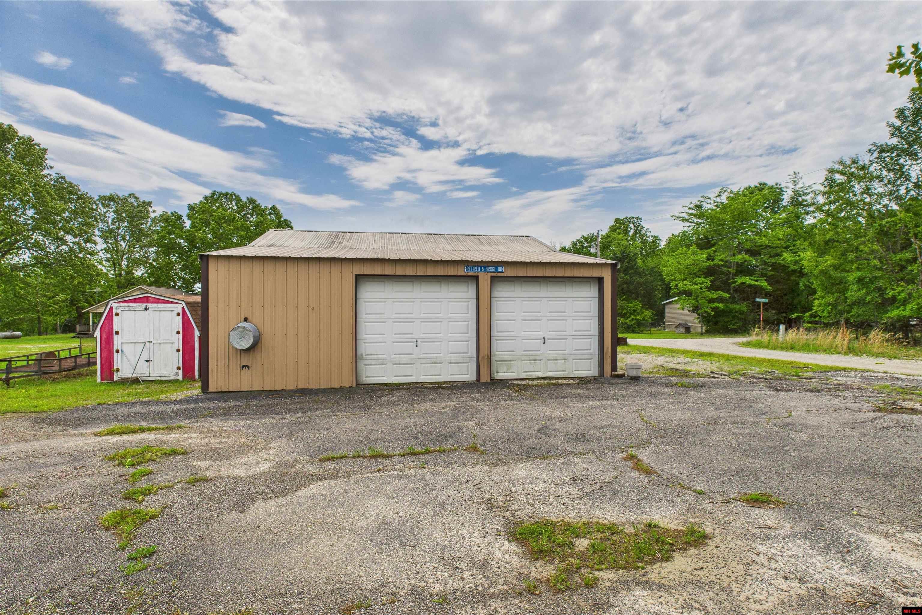 18 WINTER OAK DRIVE Elizabeth, AR 72531