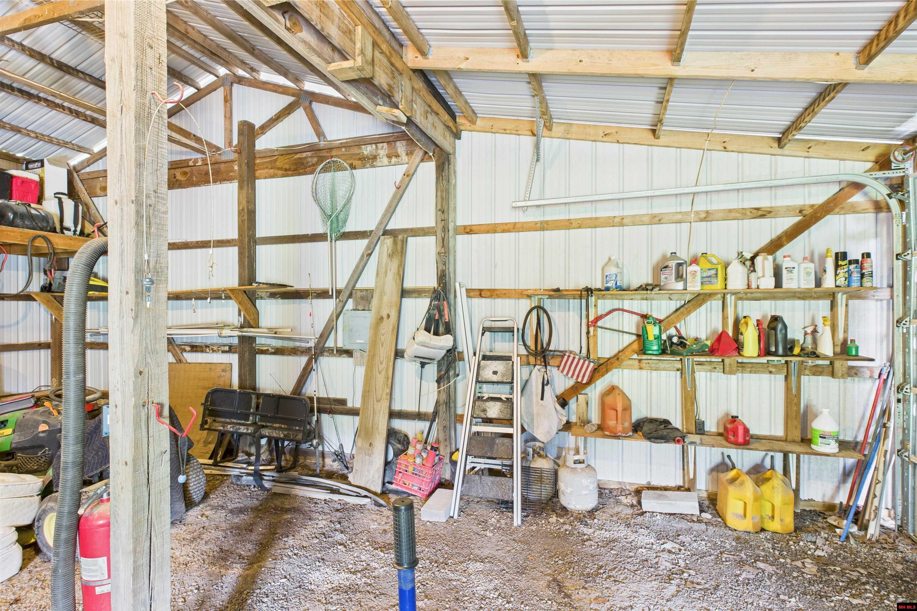 18 WINTER OAK DRIVE Elizabeth, AR 72531