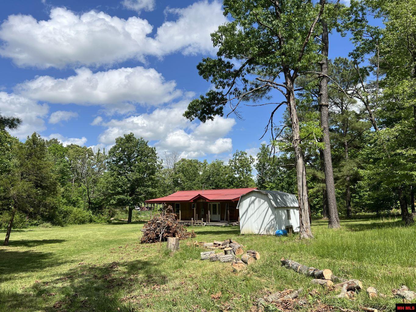 1115 HOLLY ROAD Salem, AR