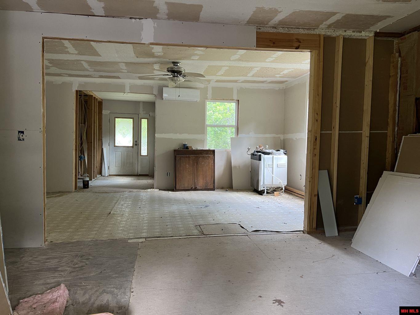 1115 HOLLY ROAD Salem, AR