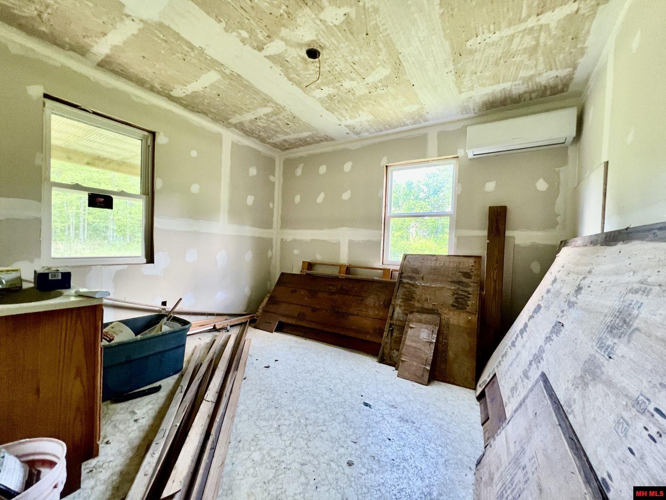 1115 HOLLY ROAD Salem, AR