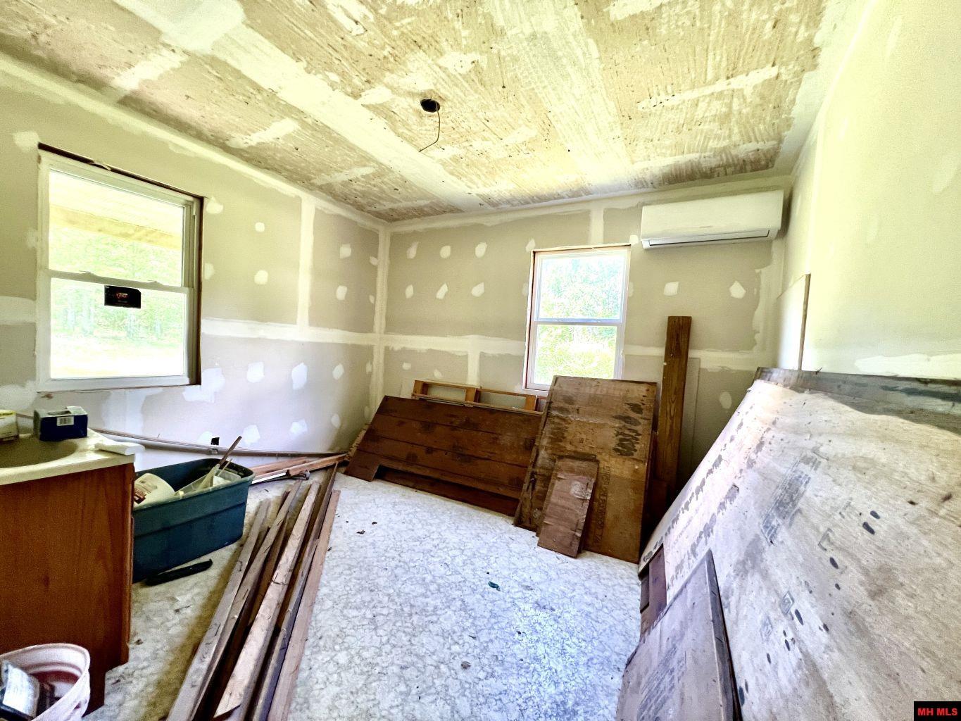 1115 HOLLY ROAD Salem, AR