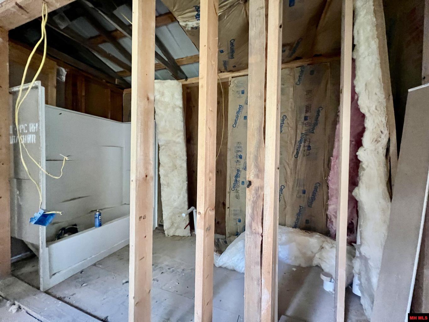 1115 HOLLY ROAD Salem, AR