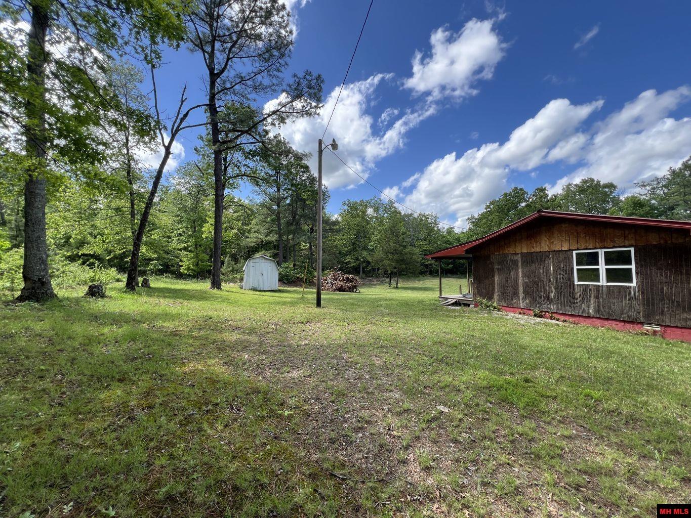 1115 HOLLY ROAD Salem, AR