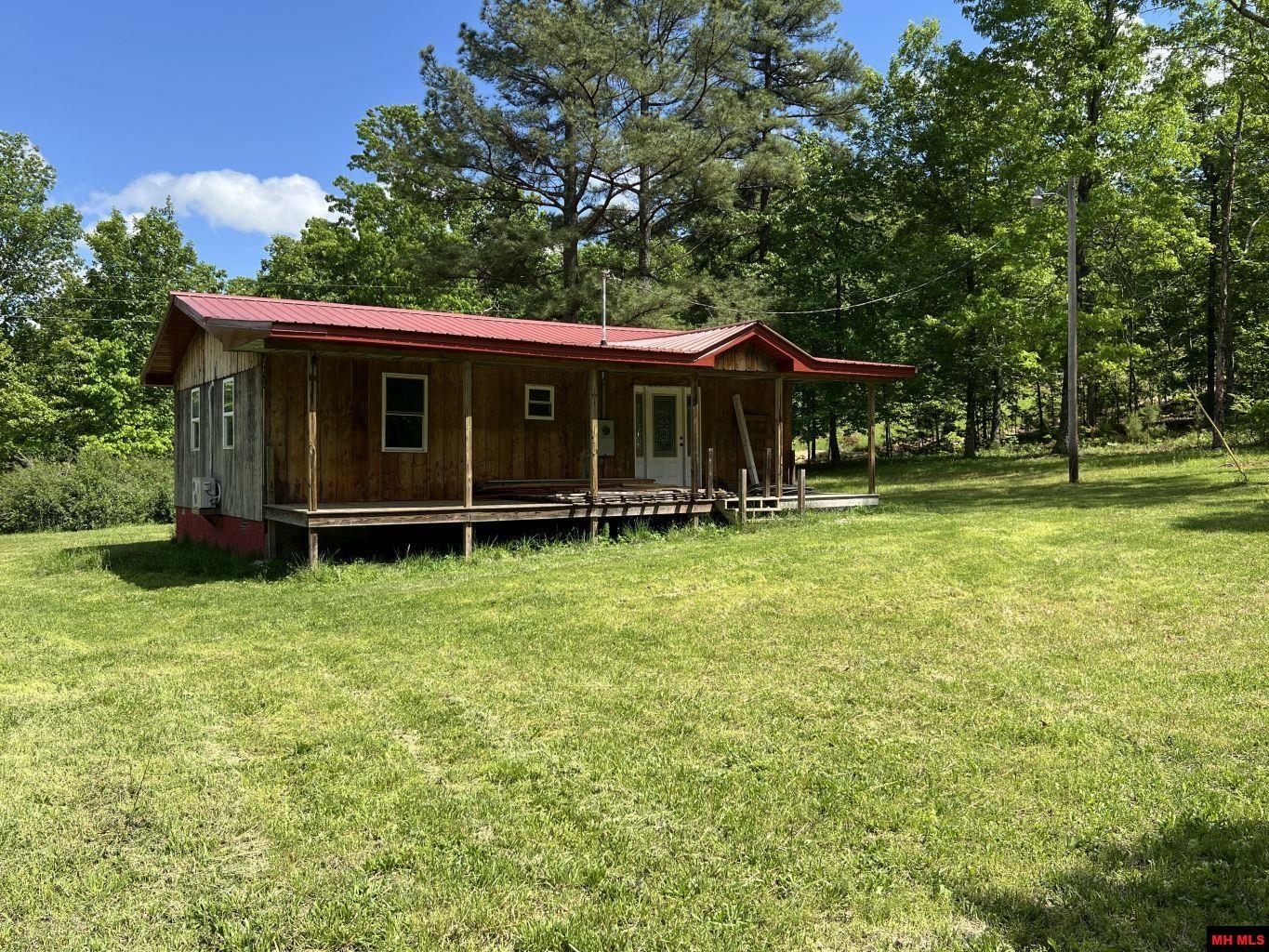 1115 HOLLY ROAD Salem, AR
