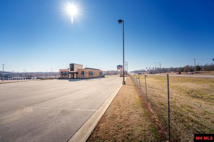 1195 HOMETOWN COMMONS Mountain Home, AR