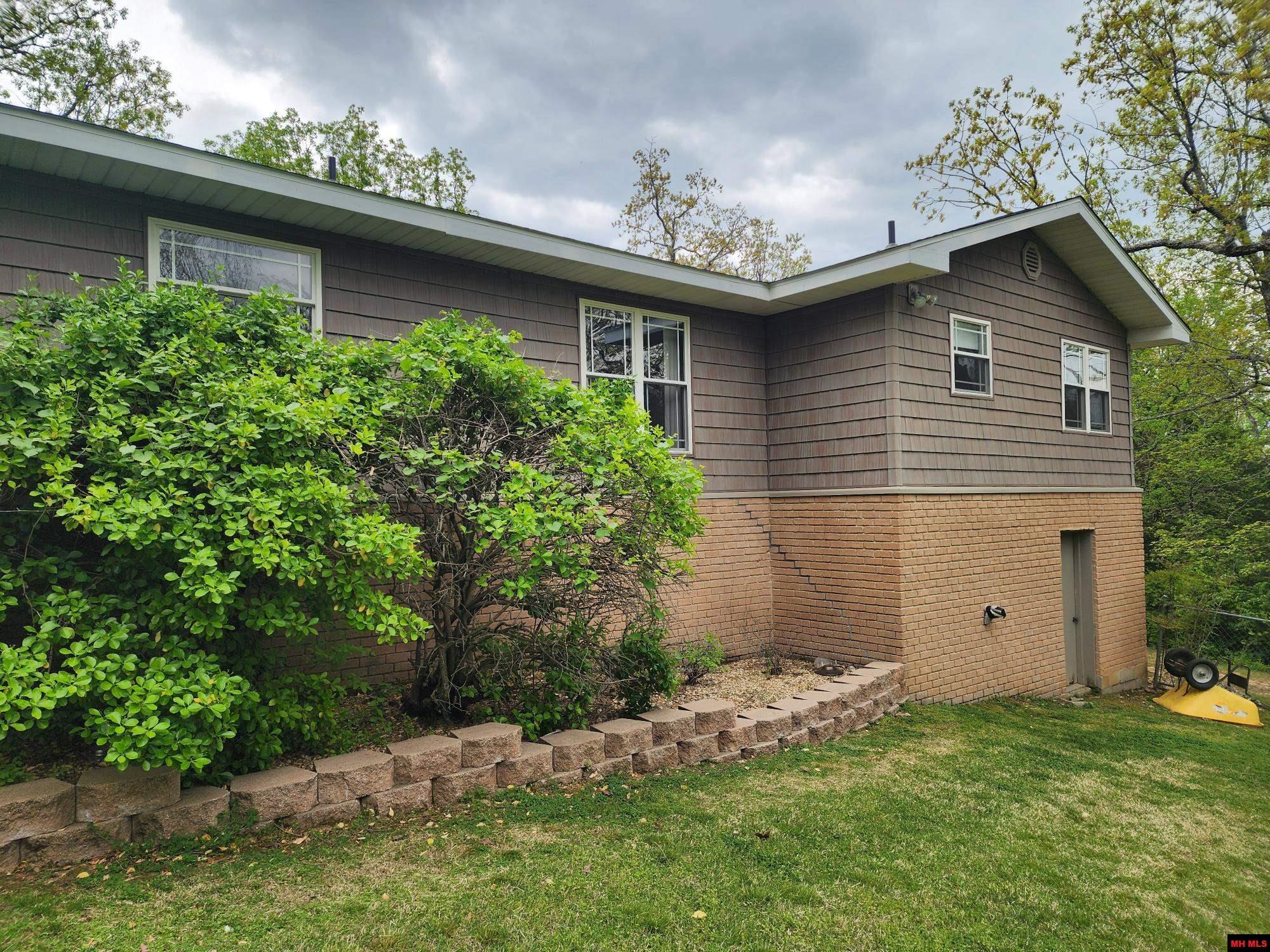 1091 MARQUIS DRIVE Mountain Home, AR