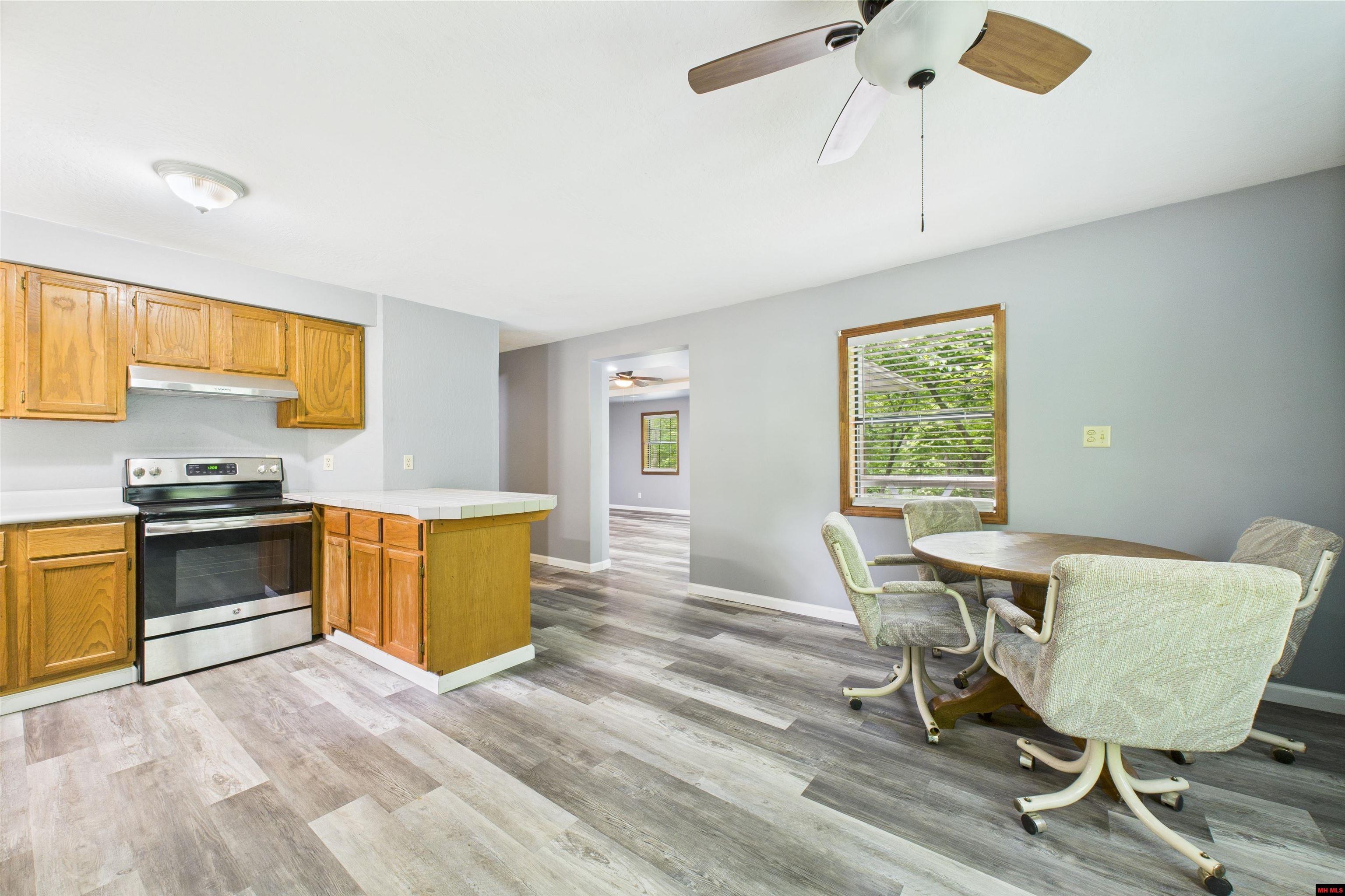 1595 W HWY 178 Midway, AR