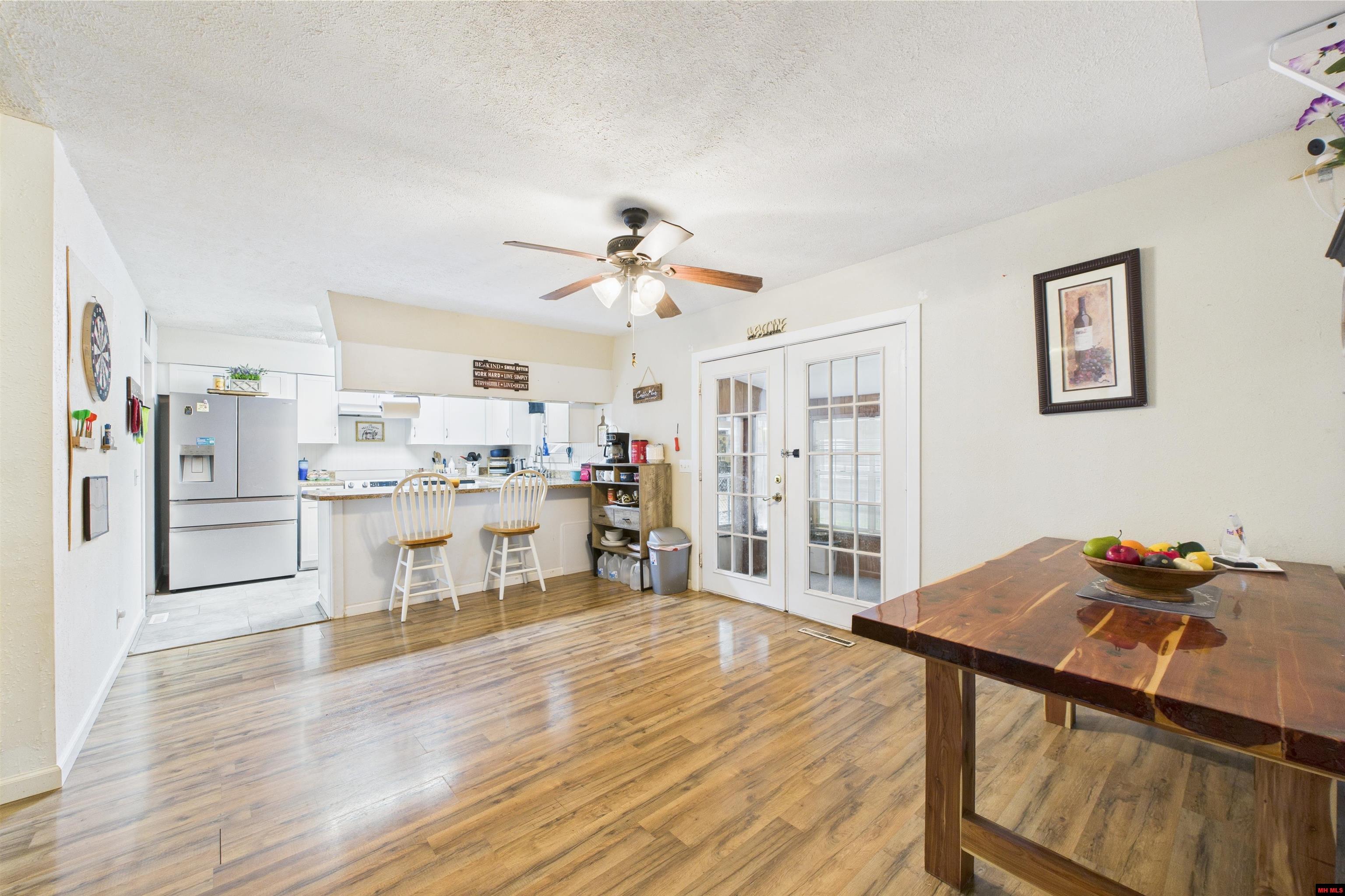 7070 & 7056 HWY 62 WEST Gassville, AR