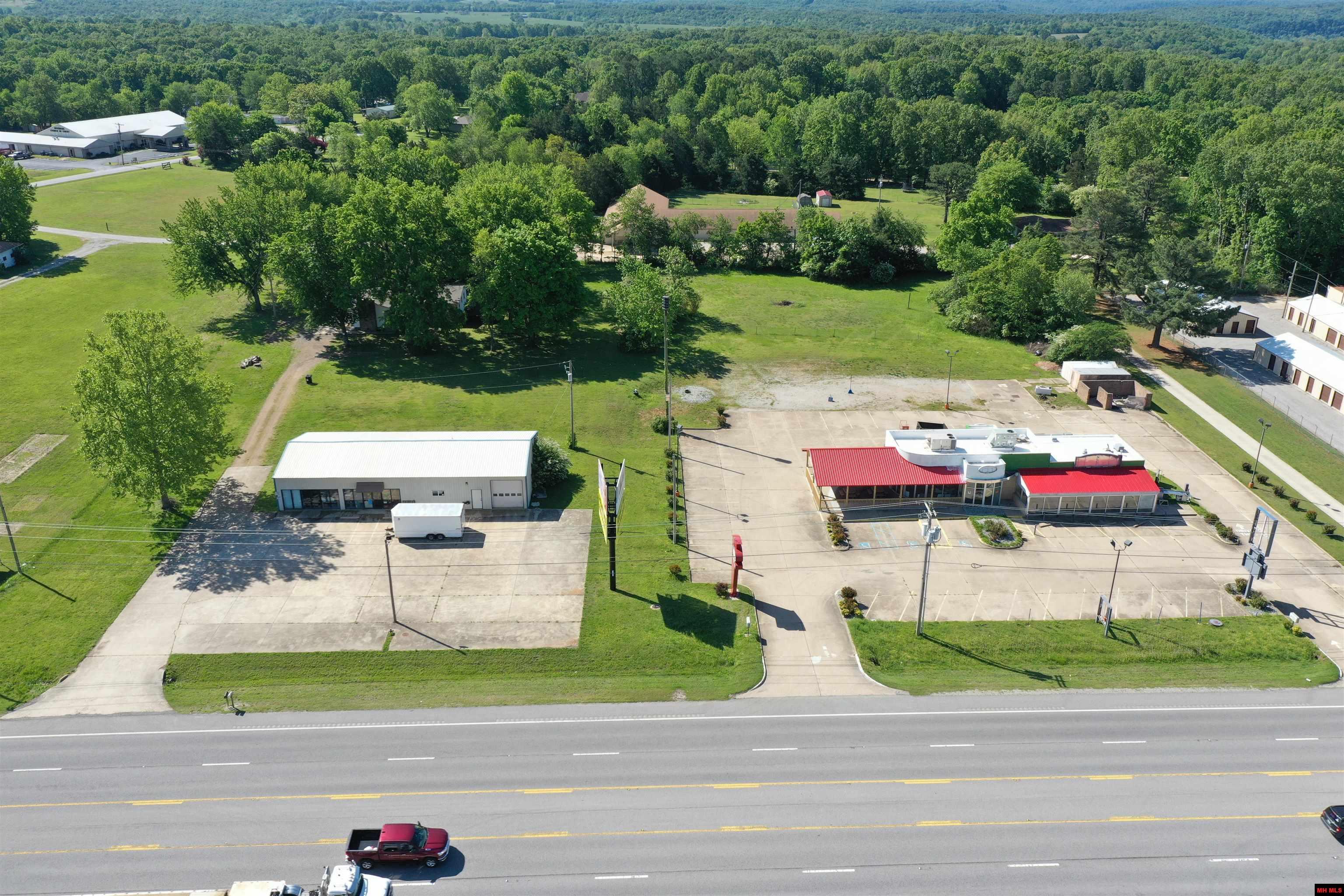 7070 & 7056 HWY 62 WEST Gassville, AR