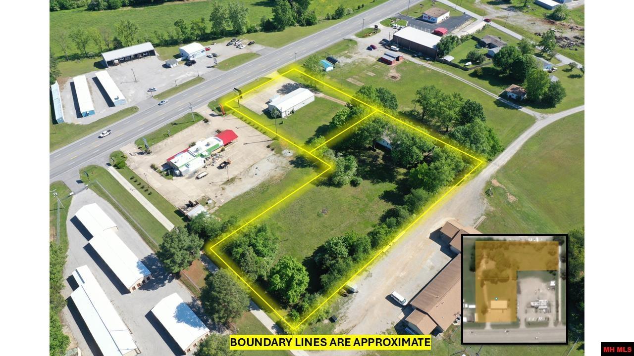 7070 & 7056 HWY 62 WEST Gassville, AR
