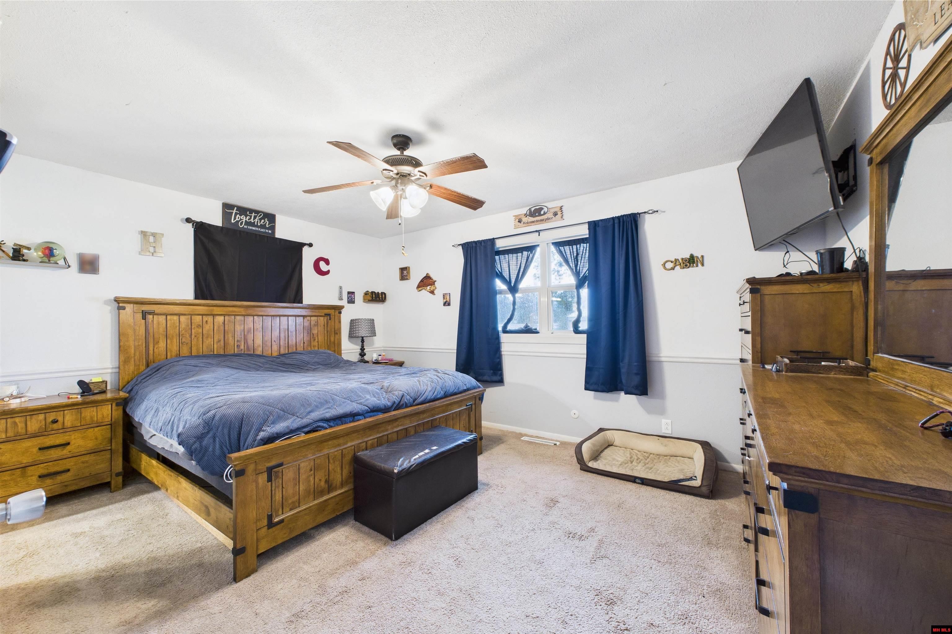 7056 HWY 62 WEST Gassville, AR 72635