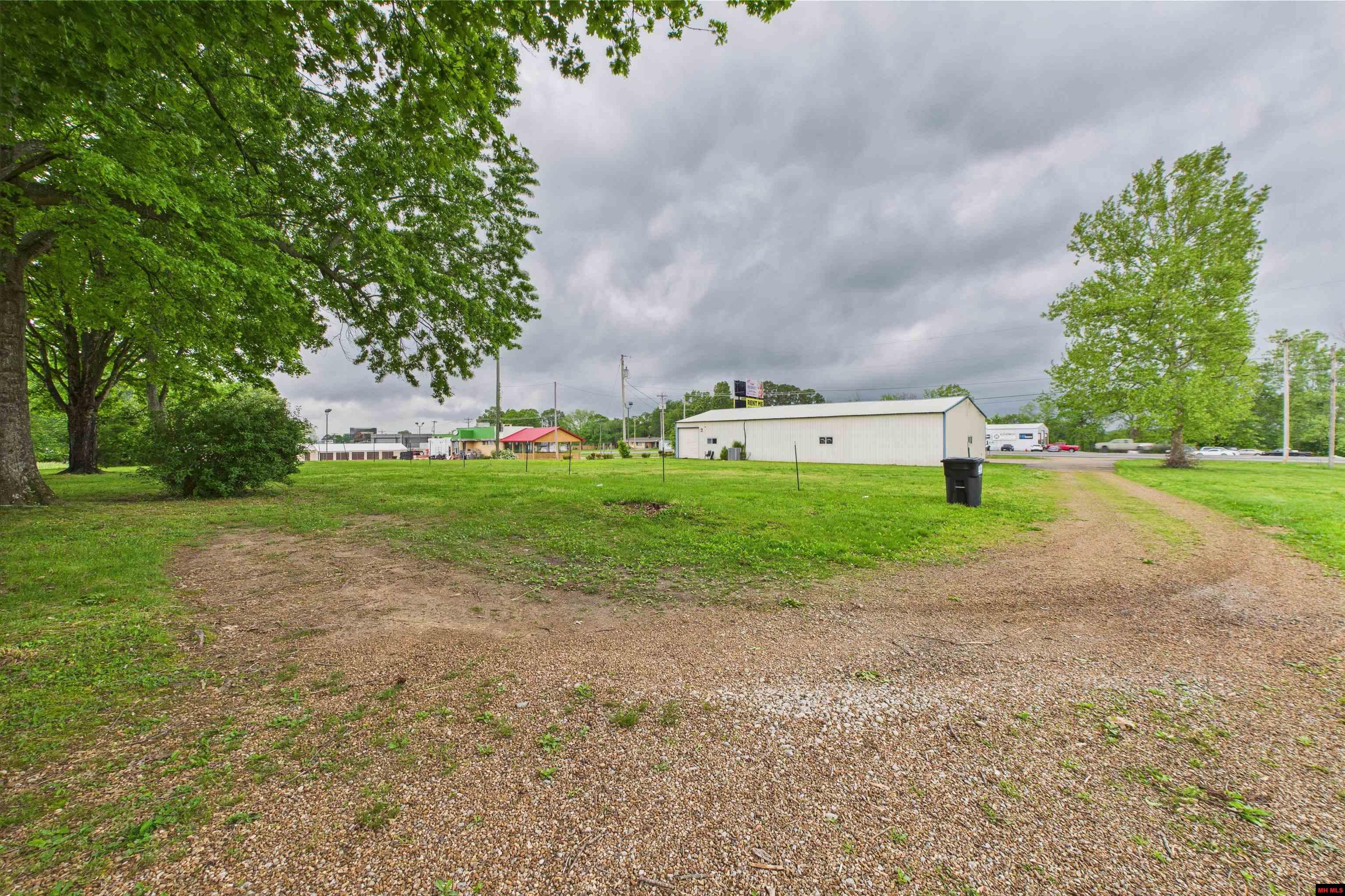 7056 HWY 62 WEST Gassville, AR 72635
