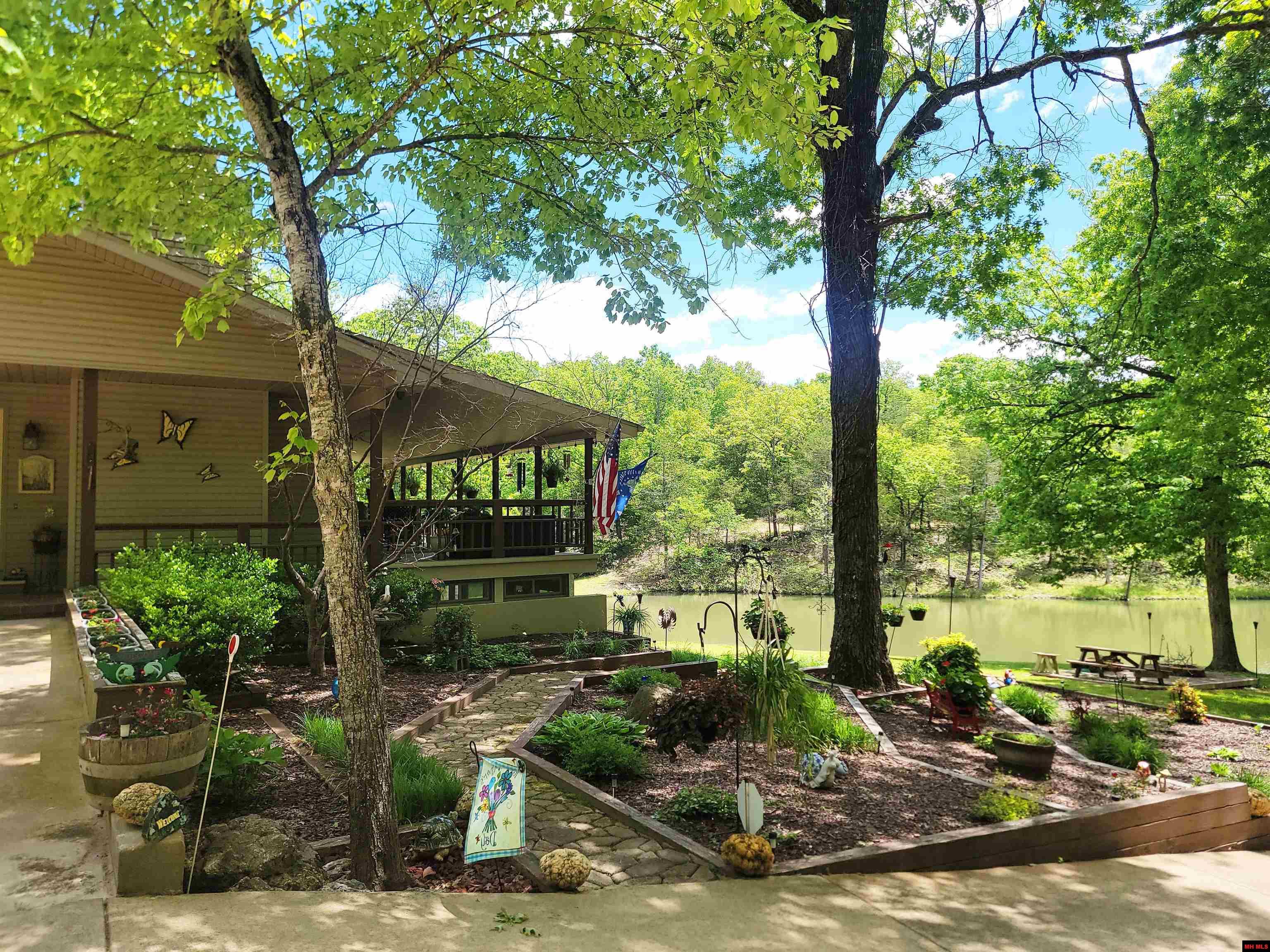 59 DANBERRY LANE | Midway, AR