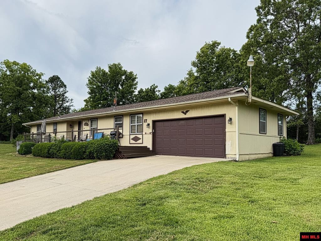 17 S HIGHLAND BOULEVARD Briarcliff, AR