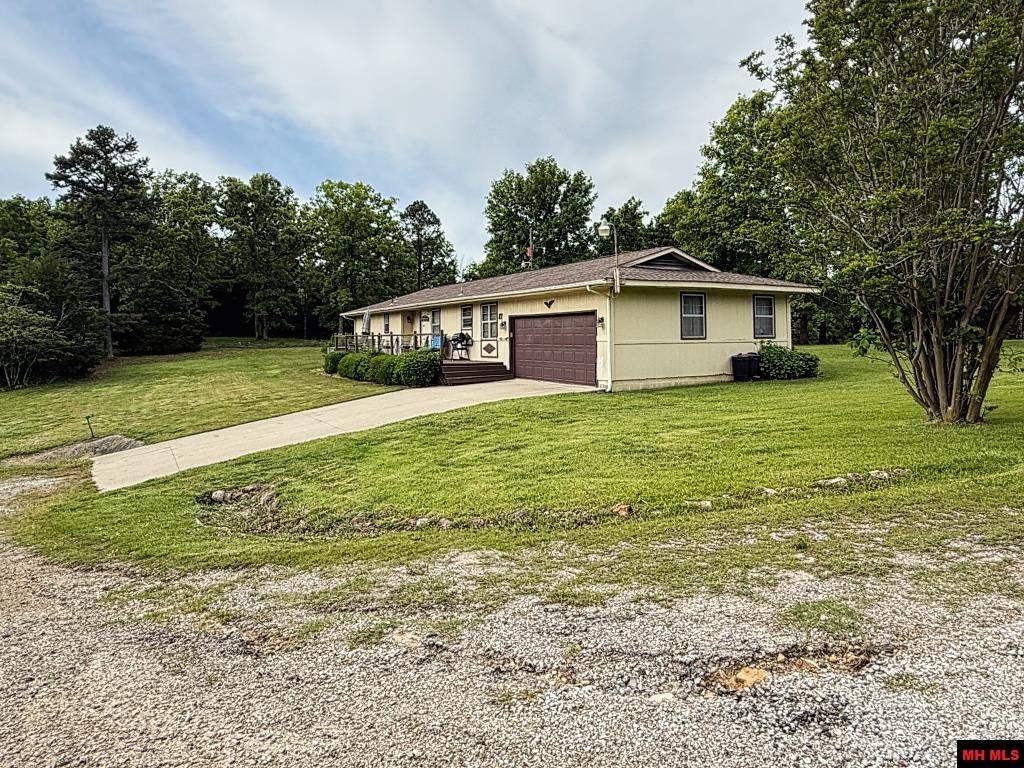 17 S HIGHLAND BOULEVARD Briarcliff, AR