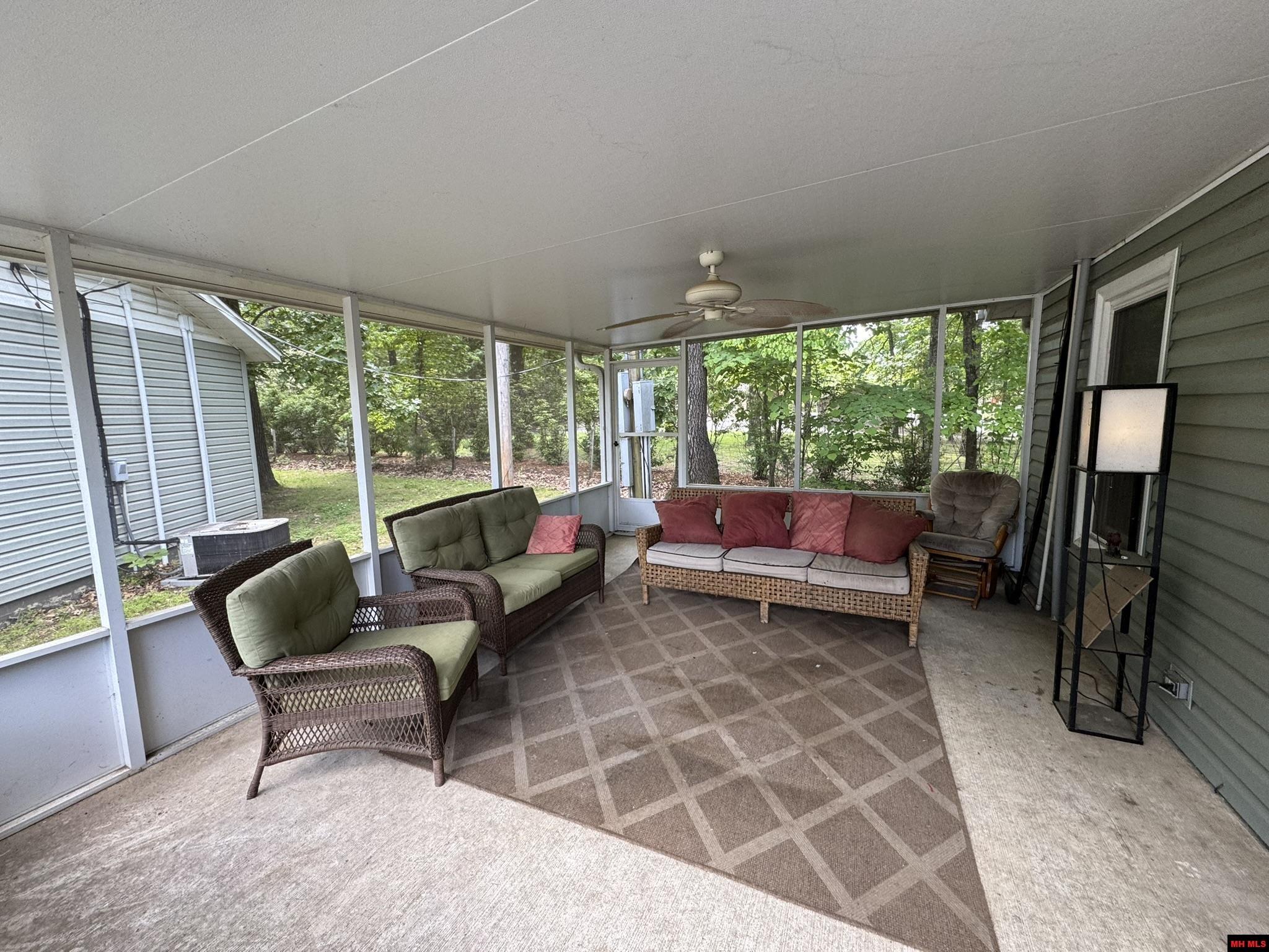 120 PINEHURST POINT Bull Shoals, AR