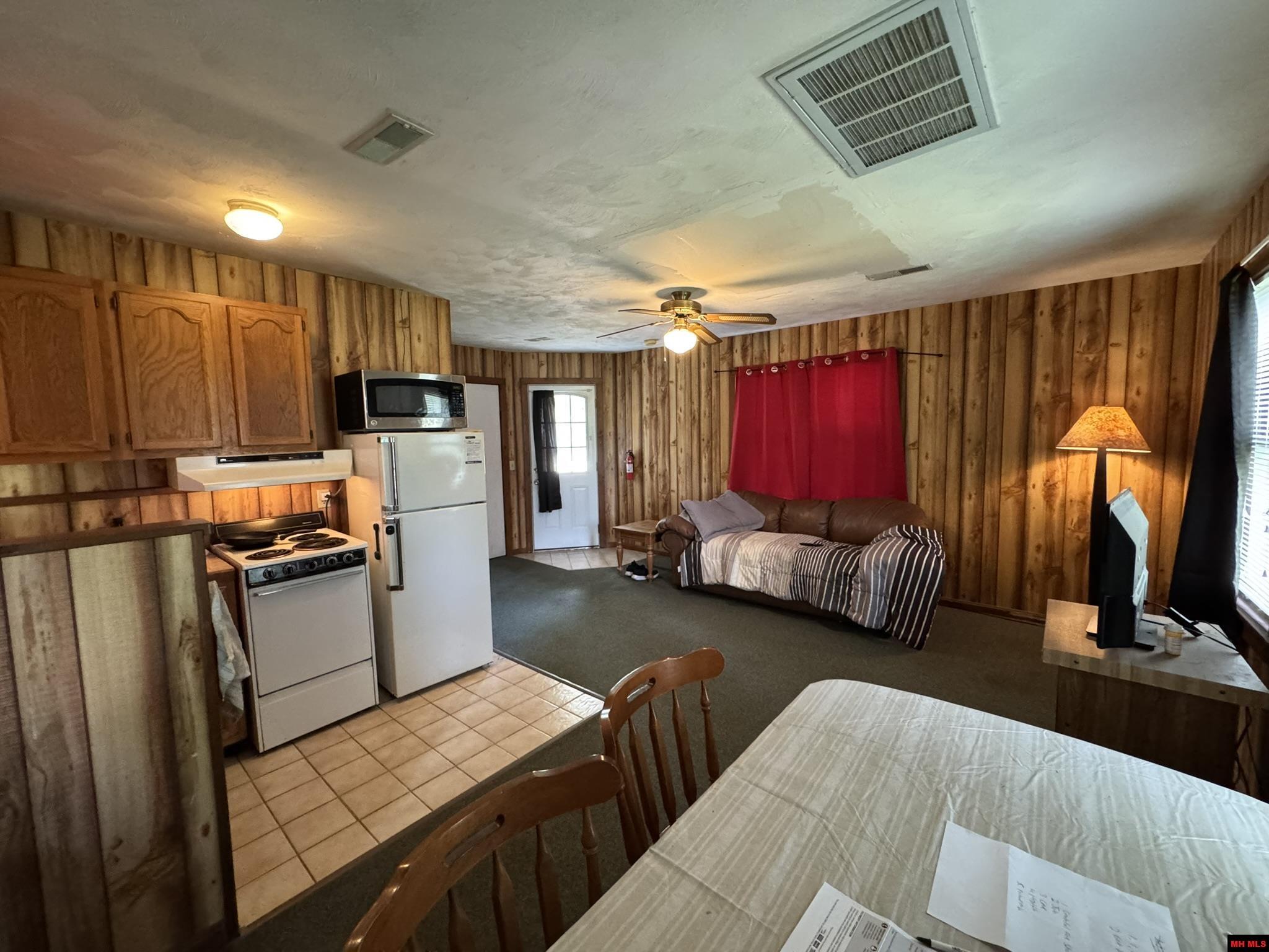 120 PINEHURST POINT Bull Shoals, AR