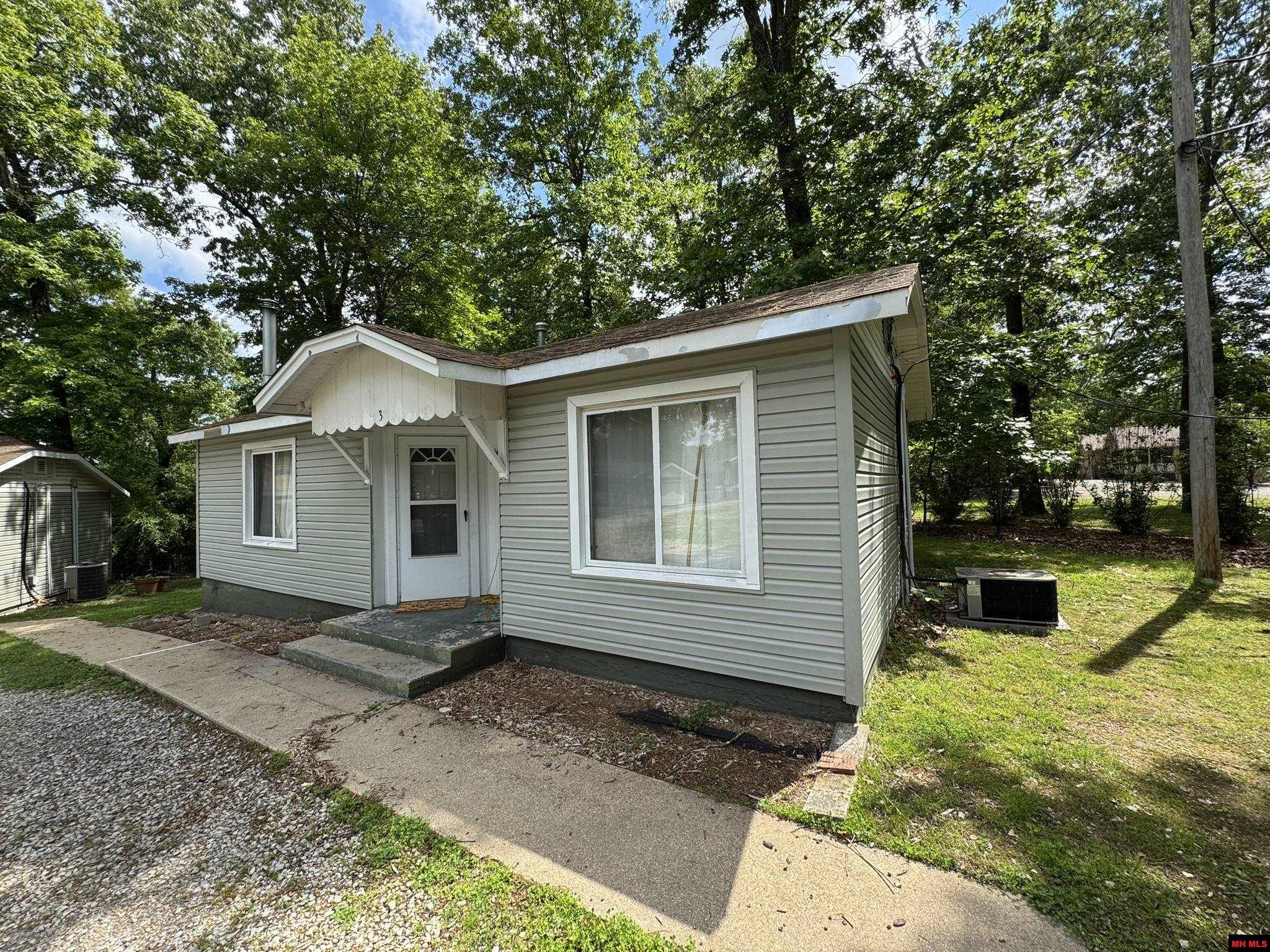120 PINEHURST POINT Bull Shoals, AR
