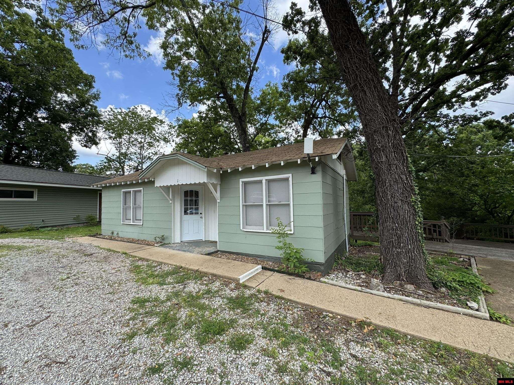 120 PINEHURST POINT Bull Shoals, AR