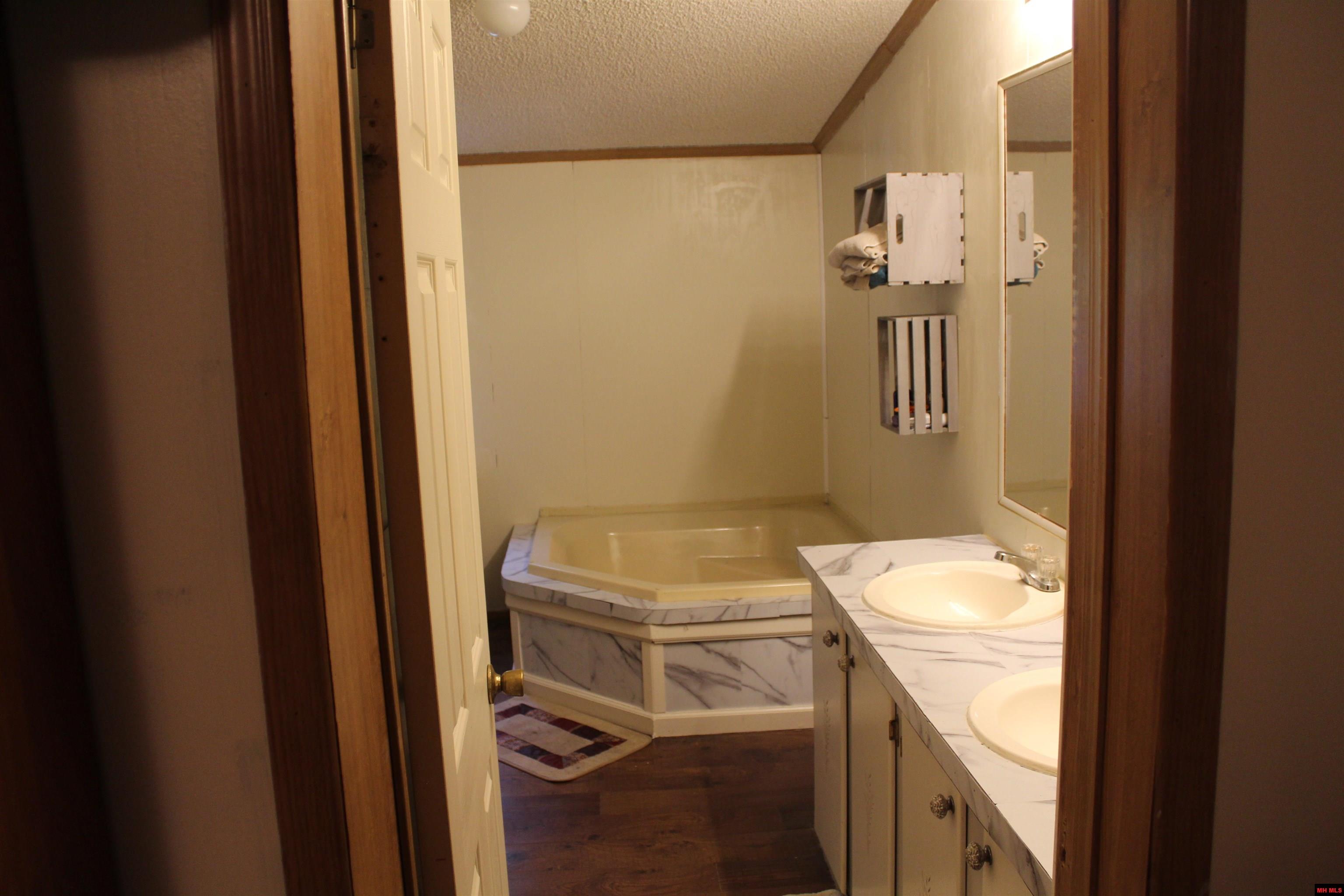 355 GUY DRIVE Mountain Home, AR