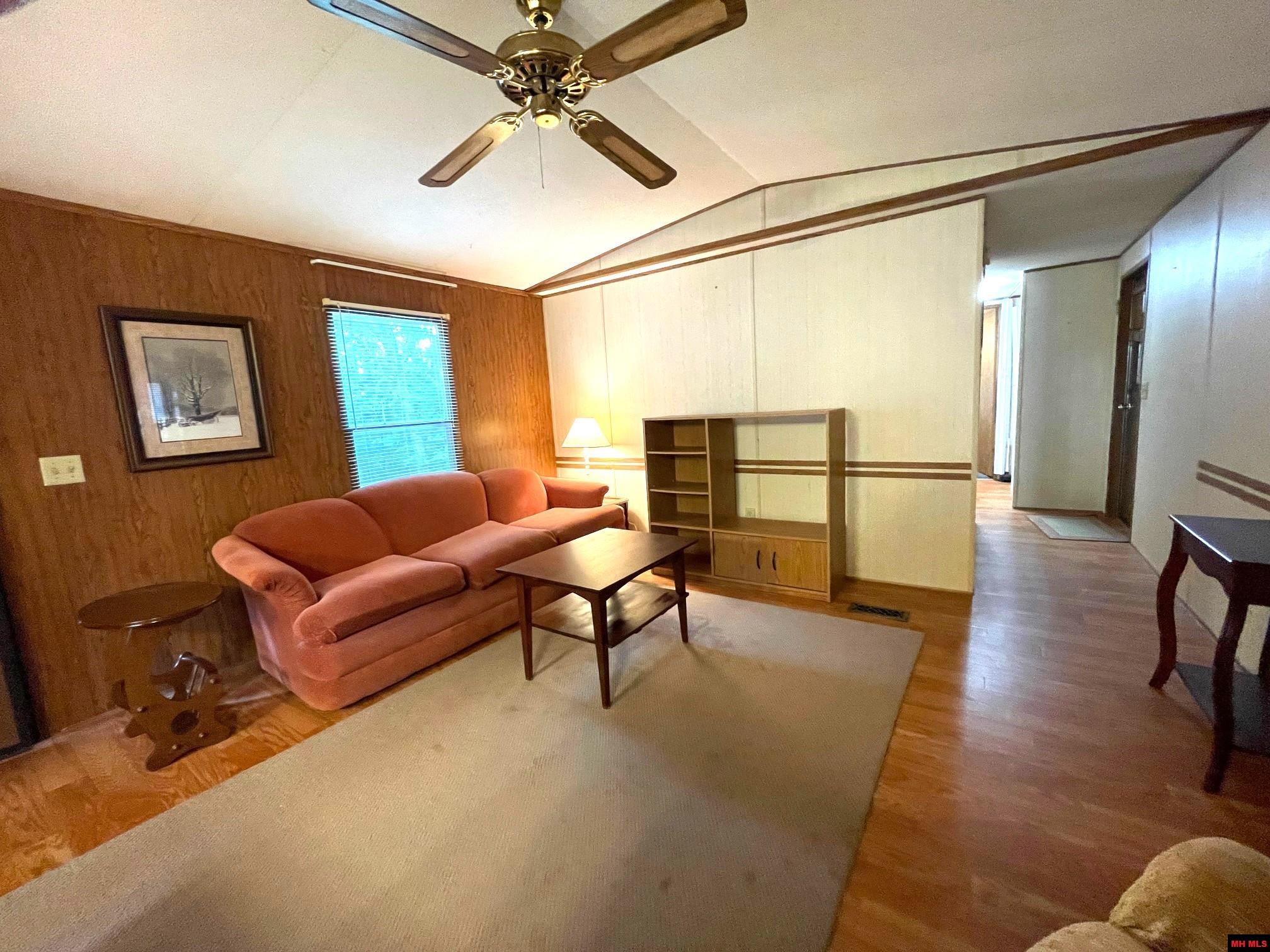 661 NUBBIN RIDGE ROAD Lakeview, AR