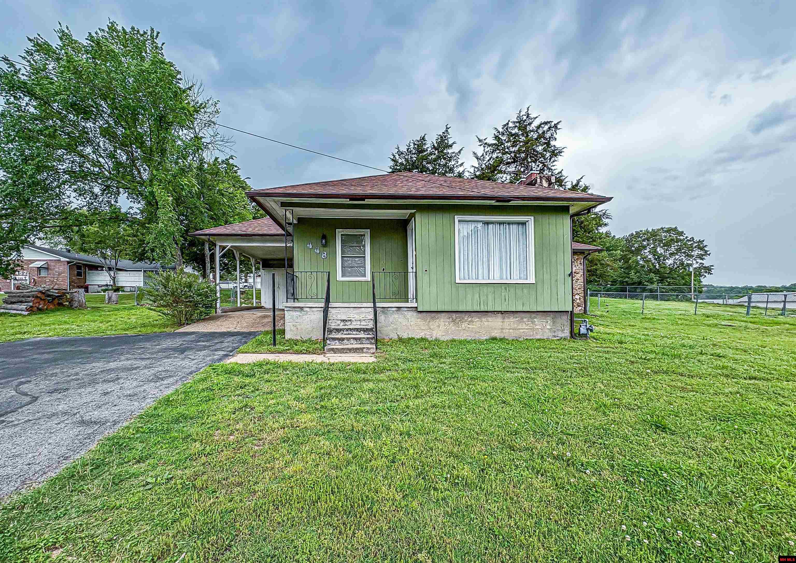448 S HWY 14 Yellville, AR
