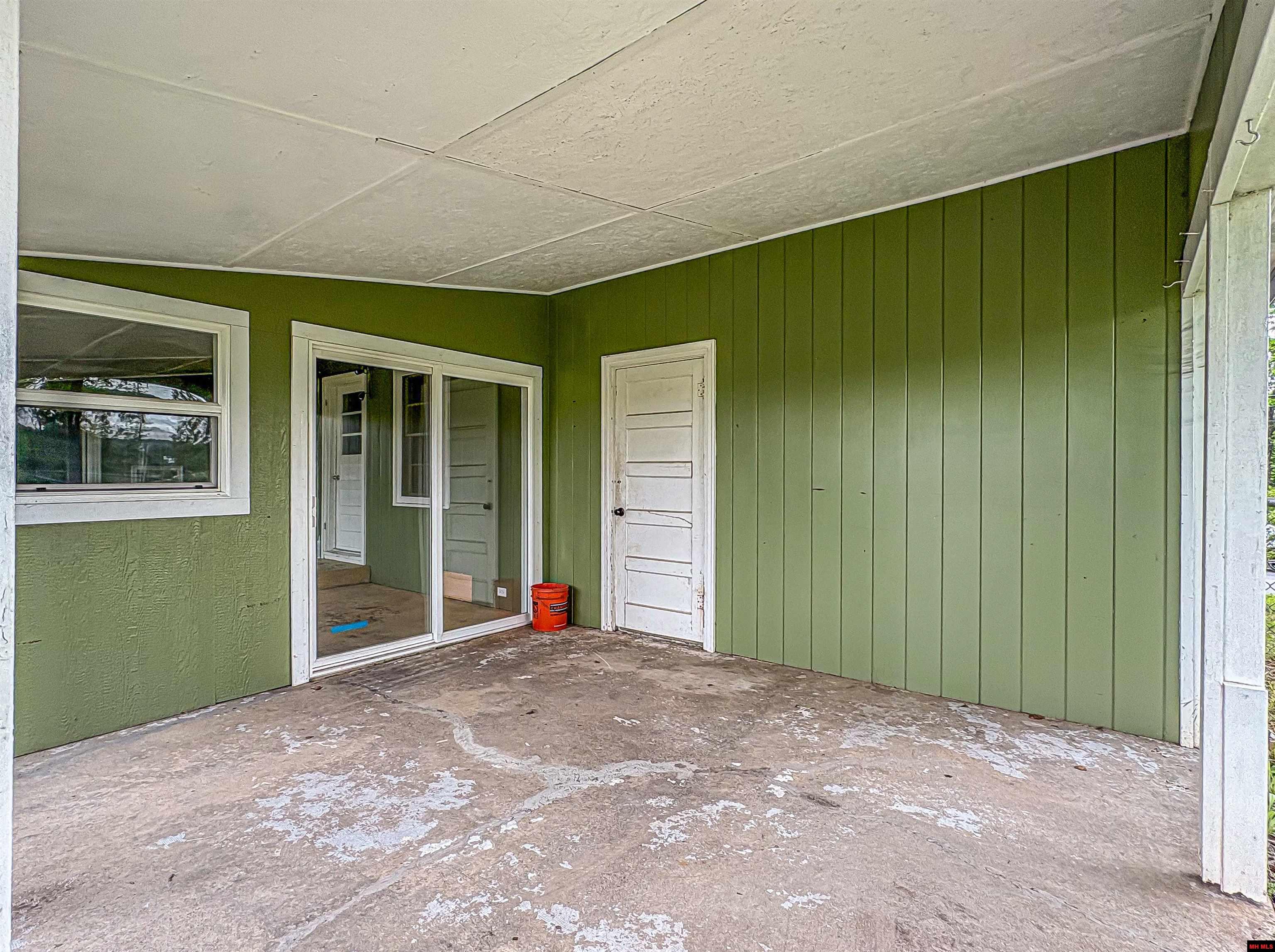448 S HWY 14 Yellville, AR