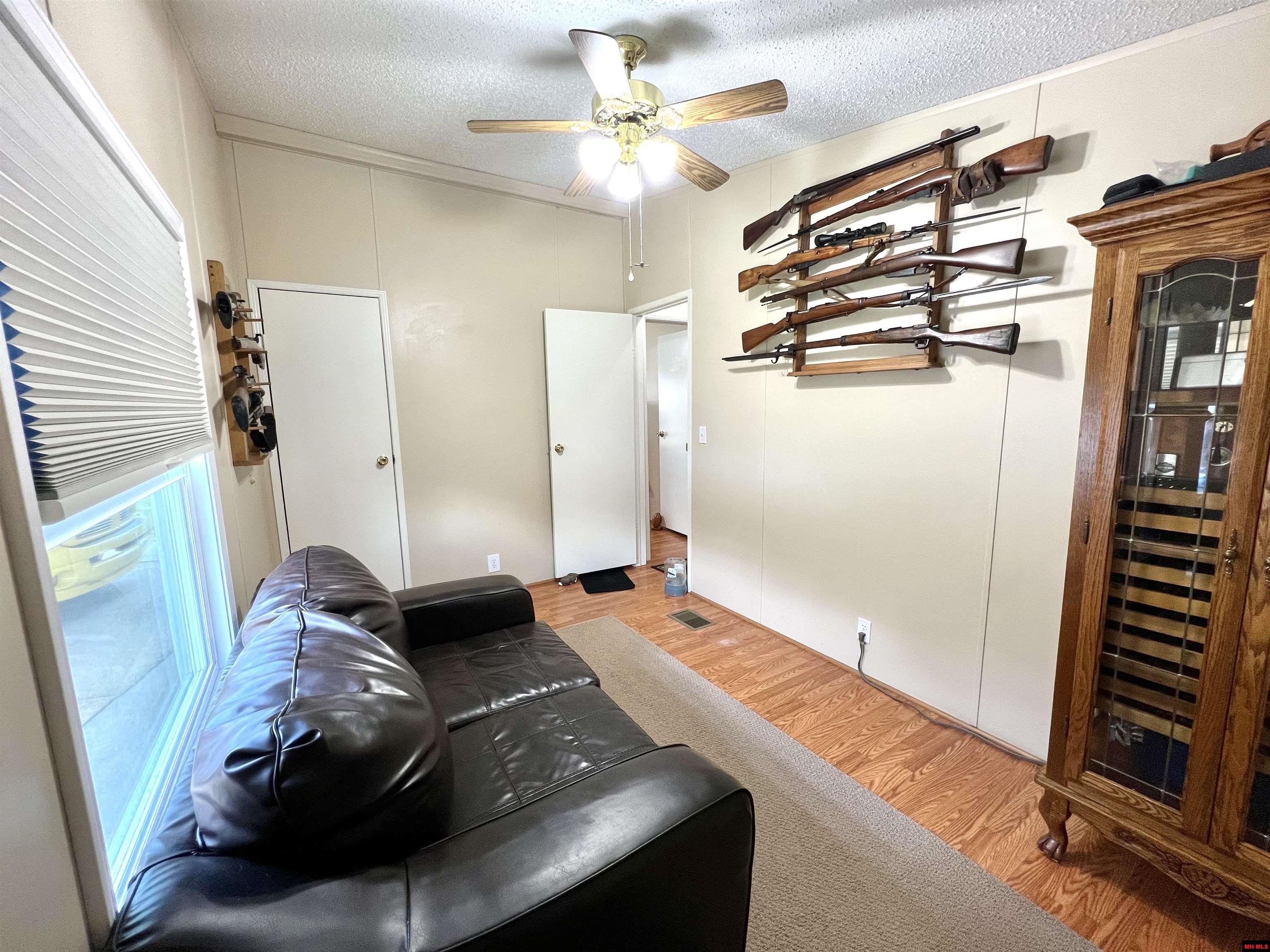 65 FLECK DRIVE Mountain Home, AR