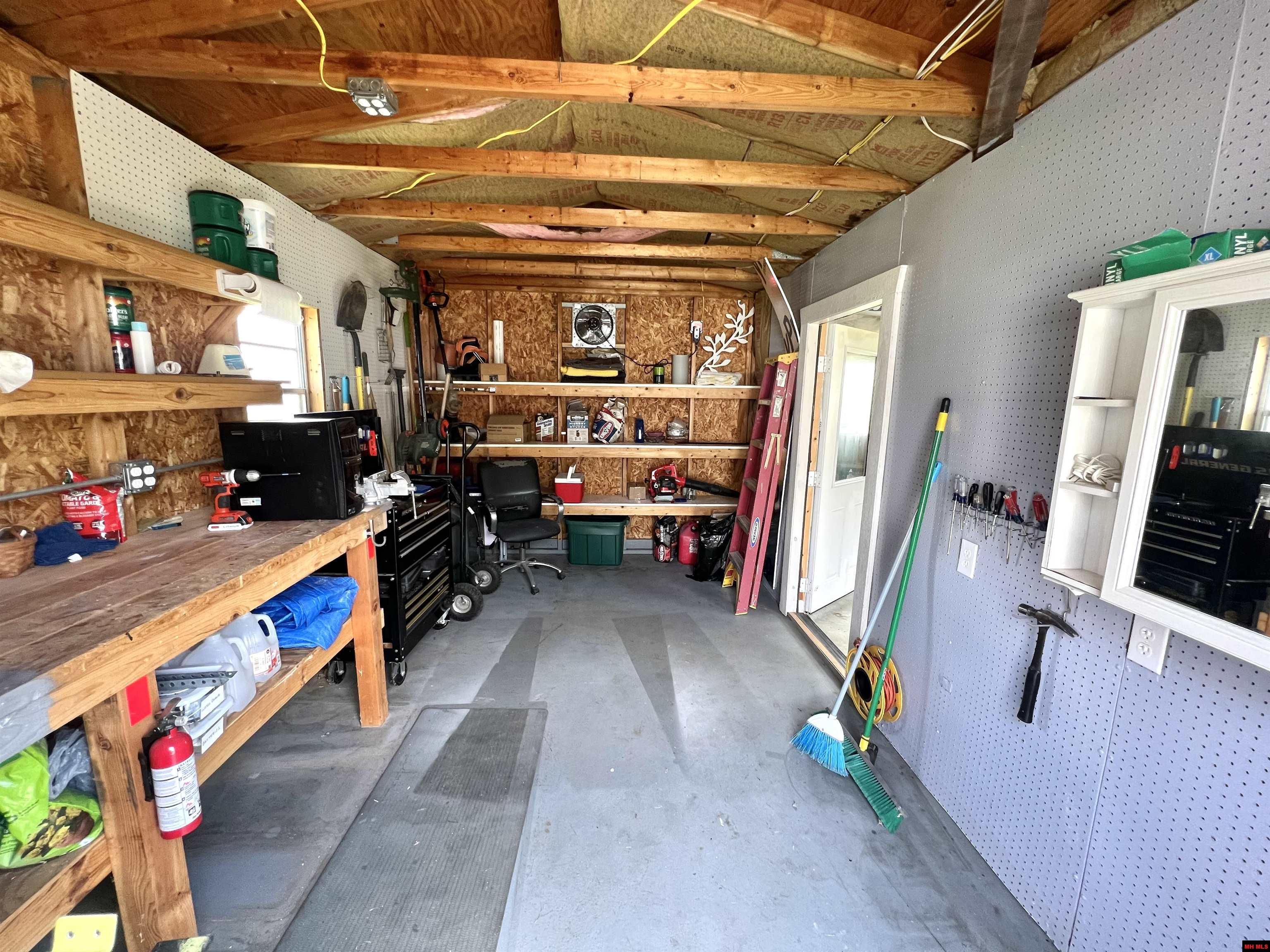65 FLECK DRIVE Mountain Home, AR
