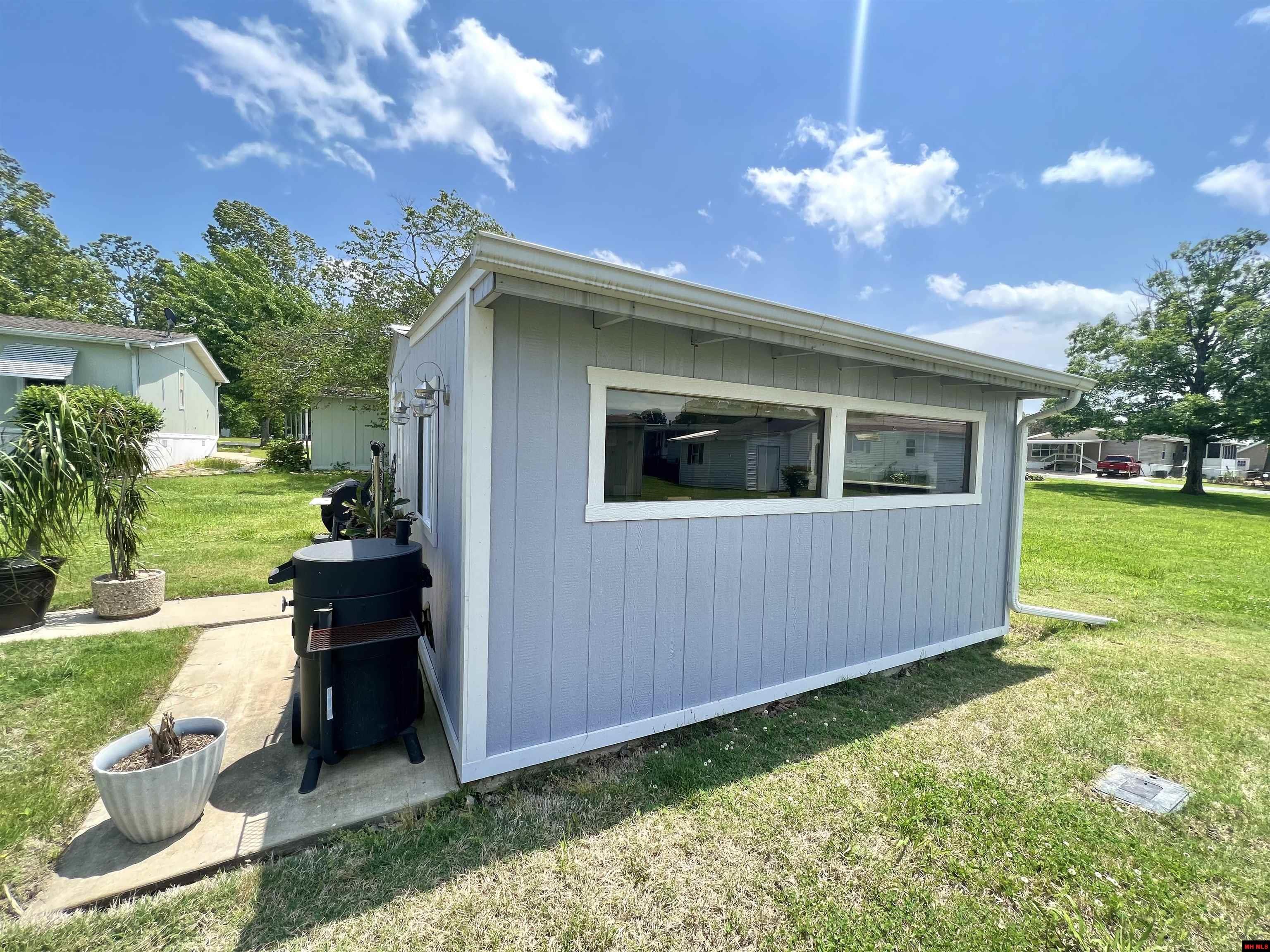 65 FLECK DRIVE Mountain Home, AR