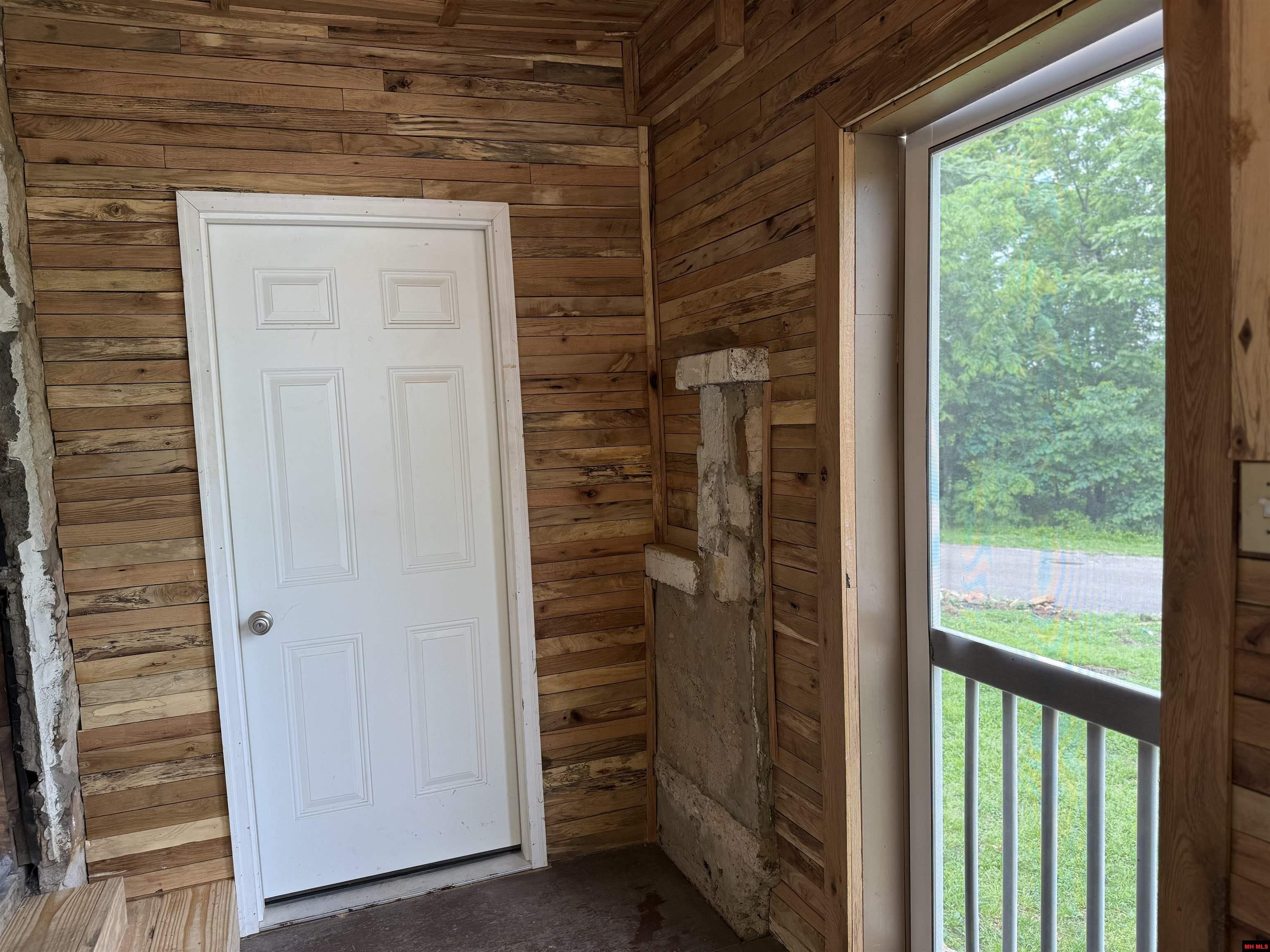 929 RACE STREET Thayer, AR