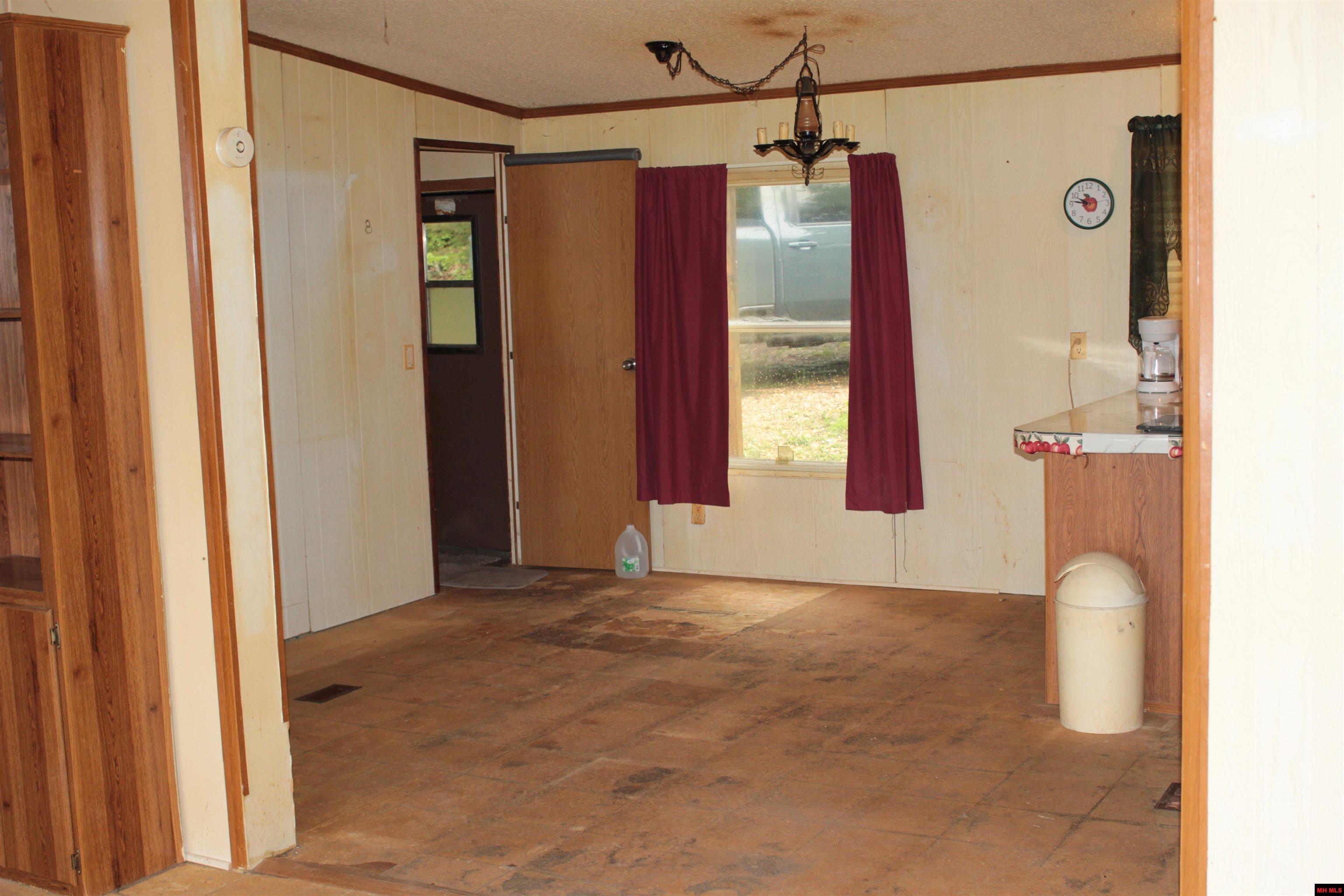 1427 MC 164 Theodosia, MO 65761