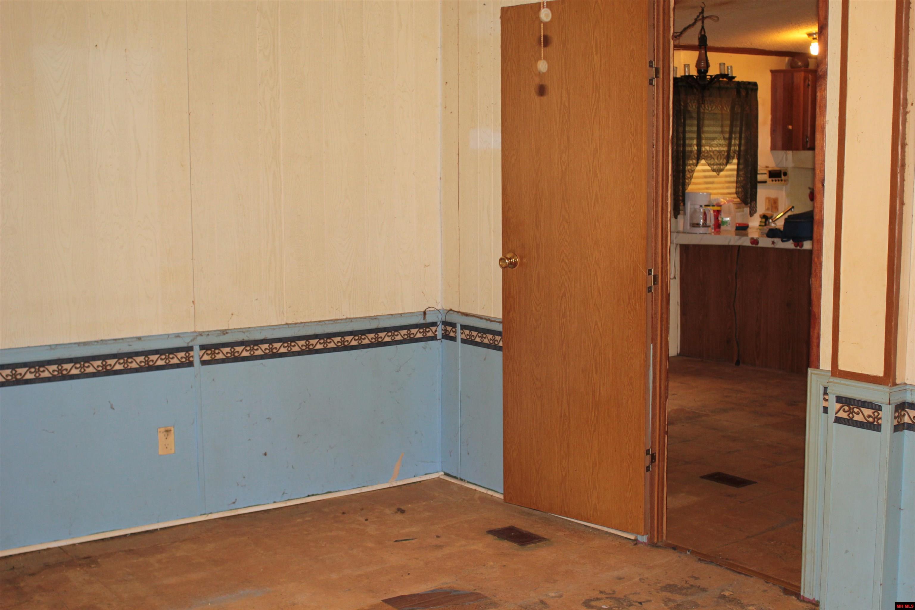 1427 MC 164 Theodosia, MO 65761