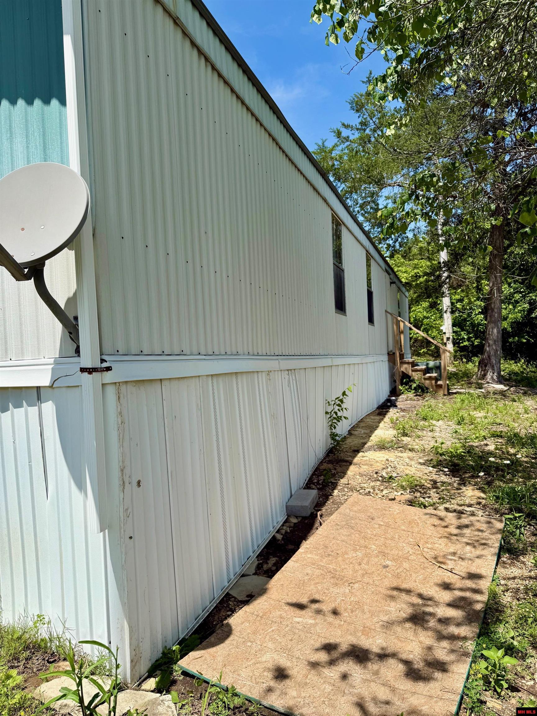 103 PROSPECT Norfork, AR