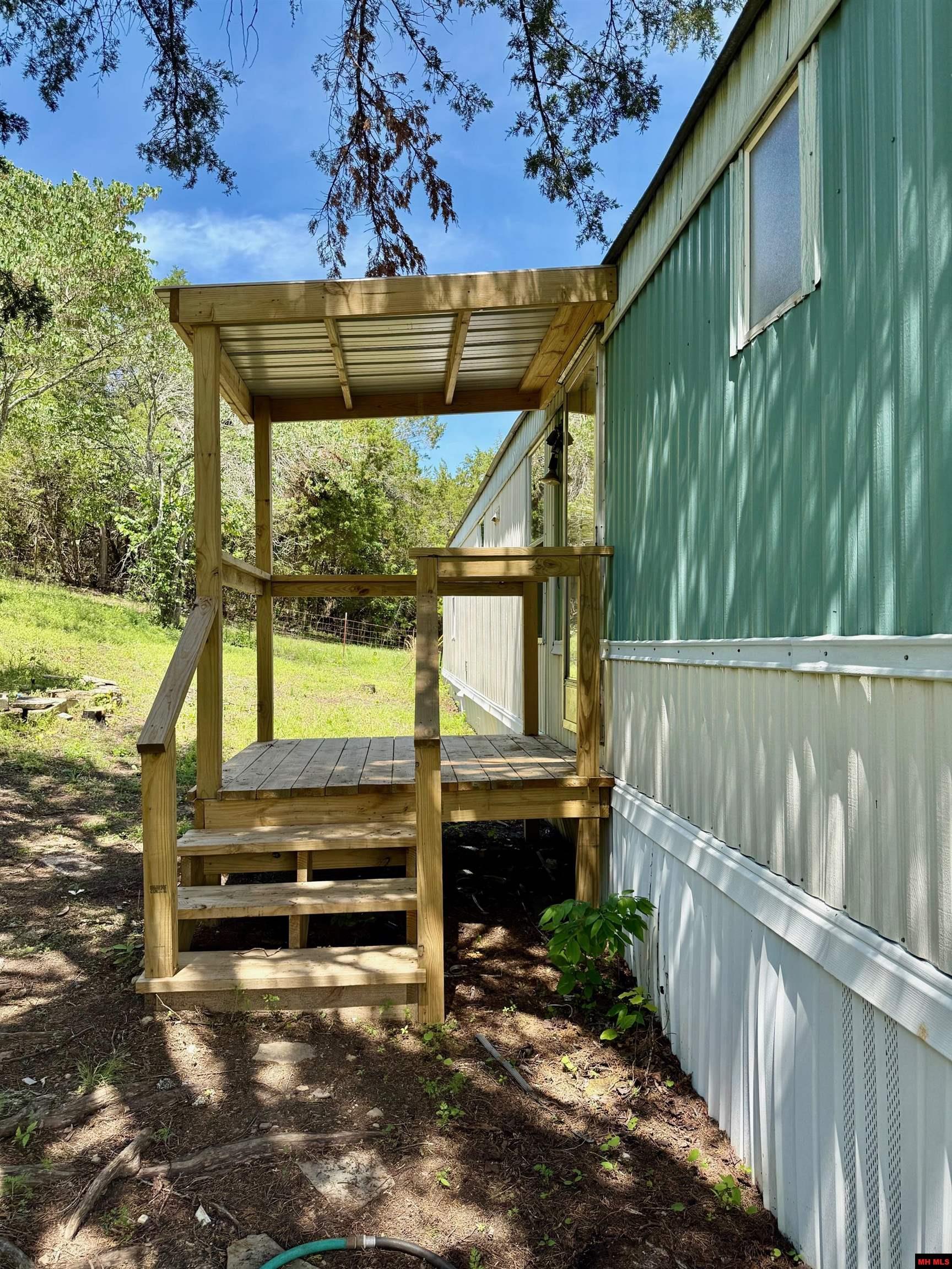 103 PROSPECT Norfork, AR