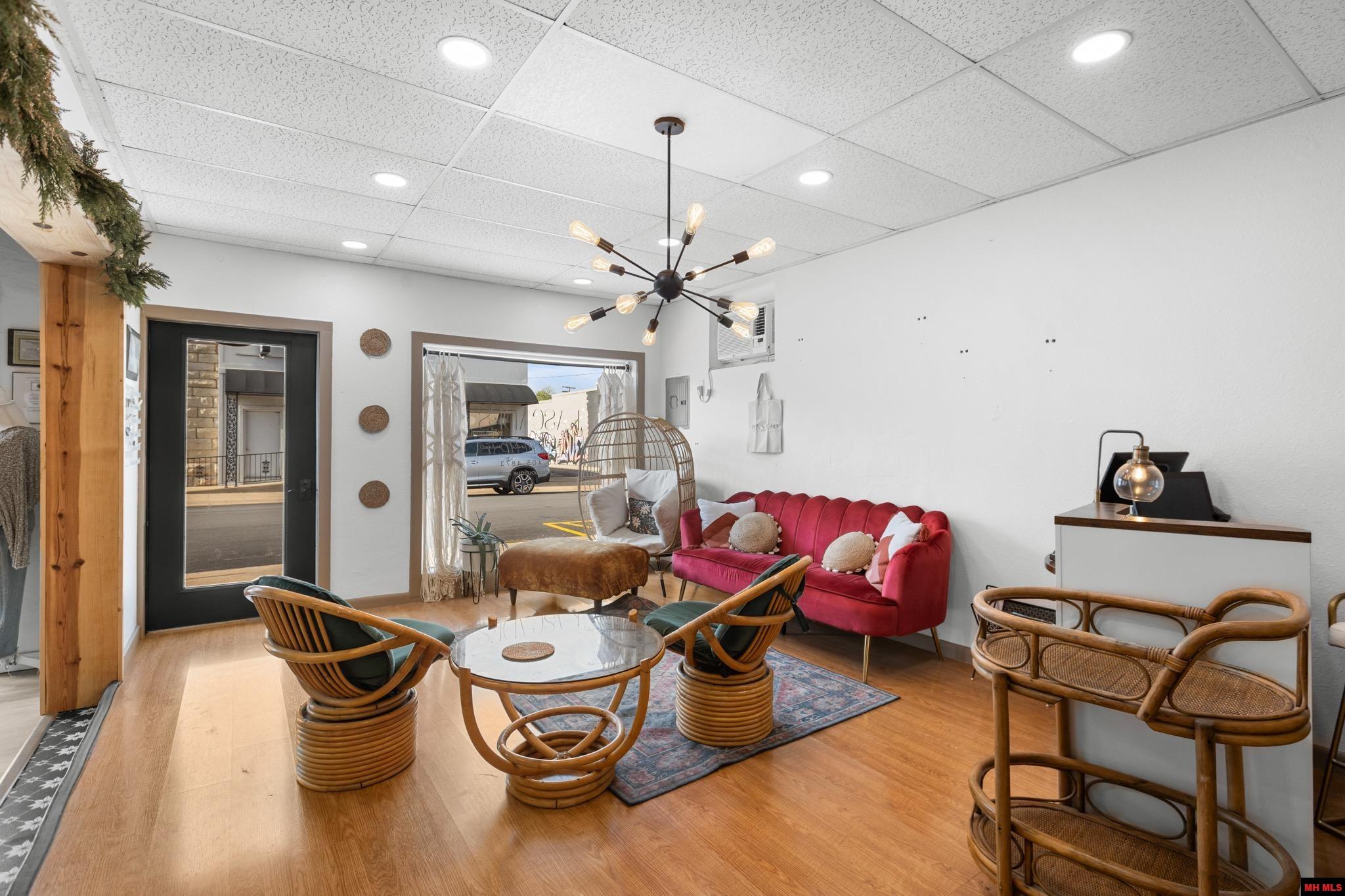 106 E 7TH STREET Mountain Home, AR