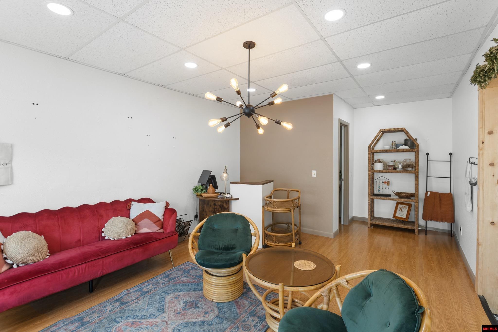 106 E 7TH STREET Mountain Home, AR