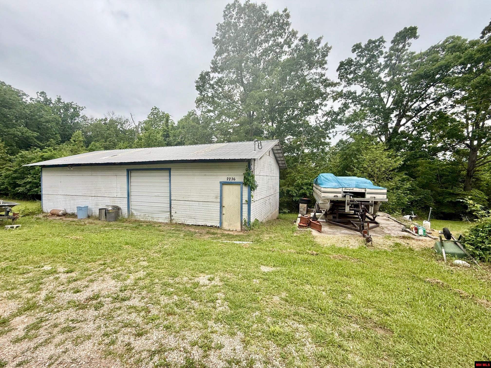 2236 CENTRAL BOULEVARD Bull Shoals, AR