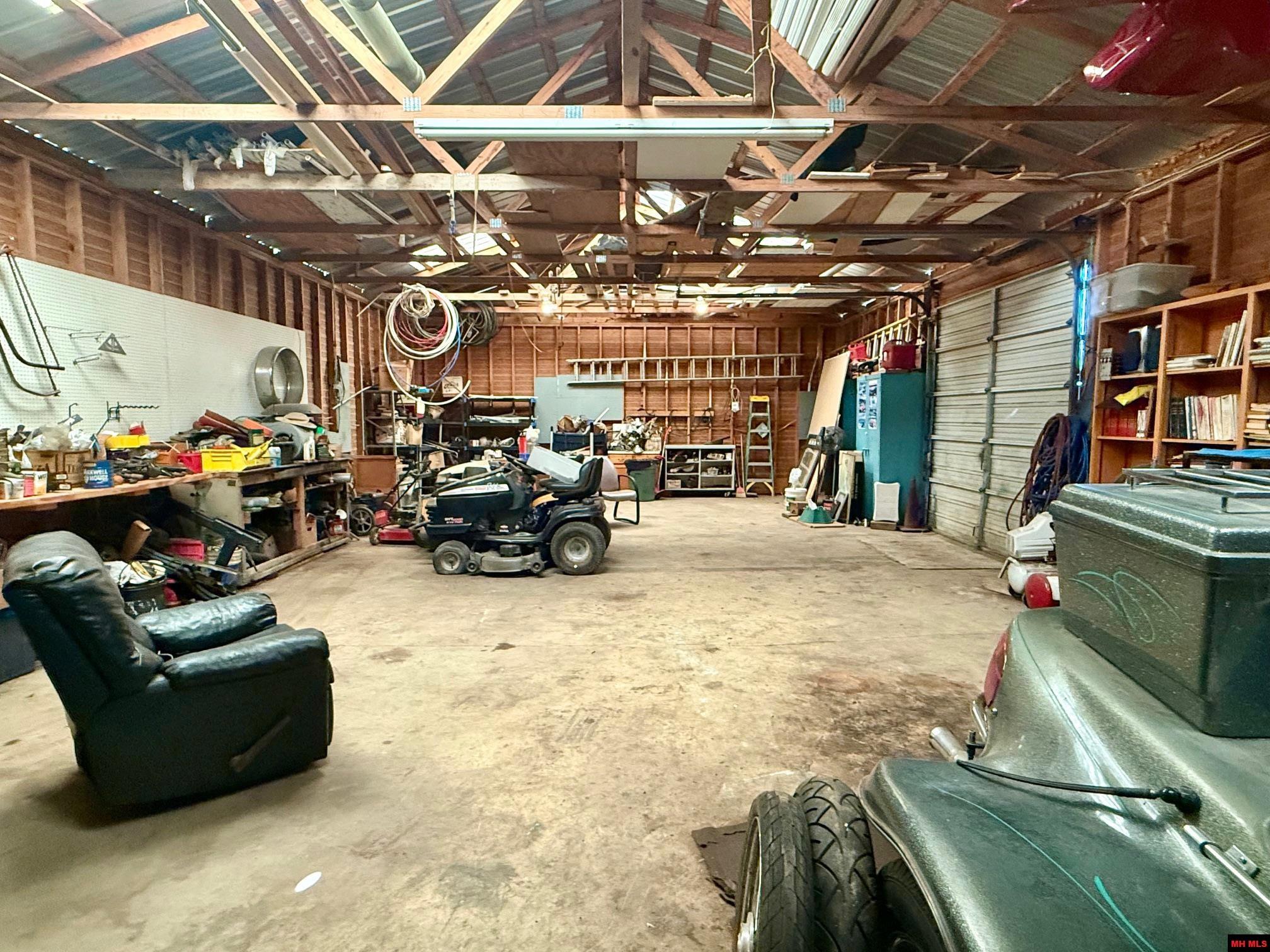 2236 CENTRAL BOULEVARD Bull Shoals, AR