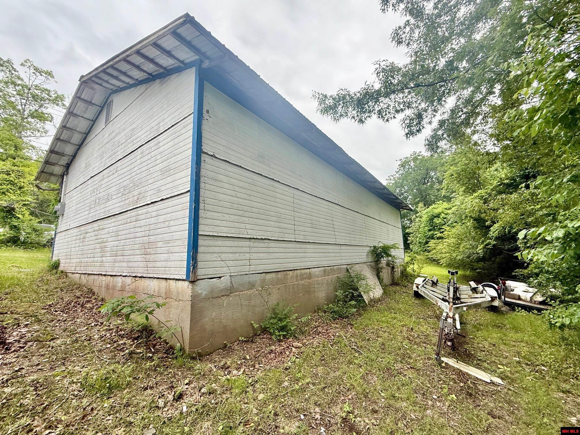 2236 CENTRAL BOULEVARD Bull Shoals, AR