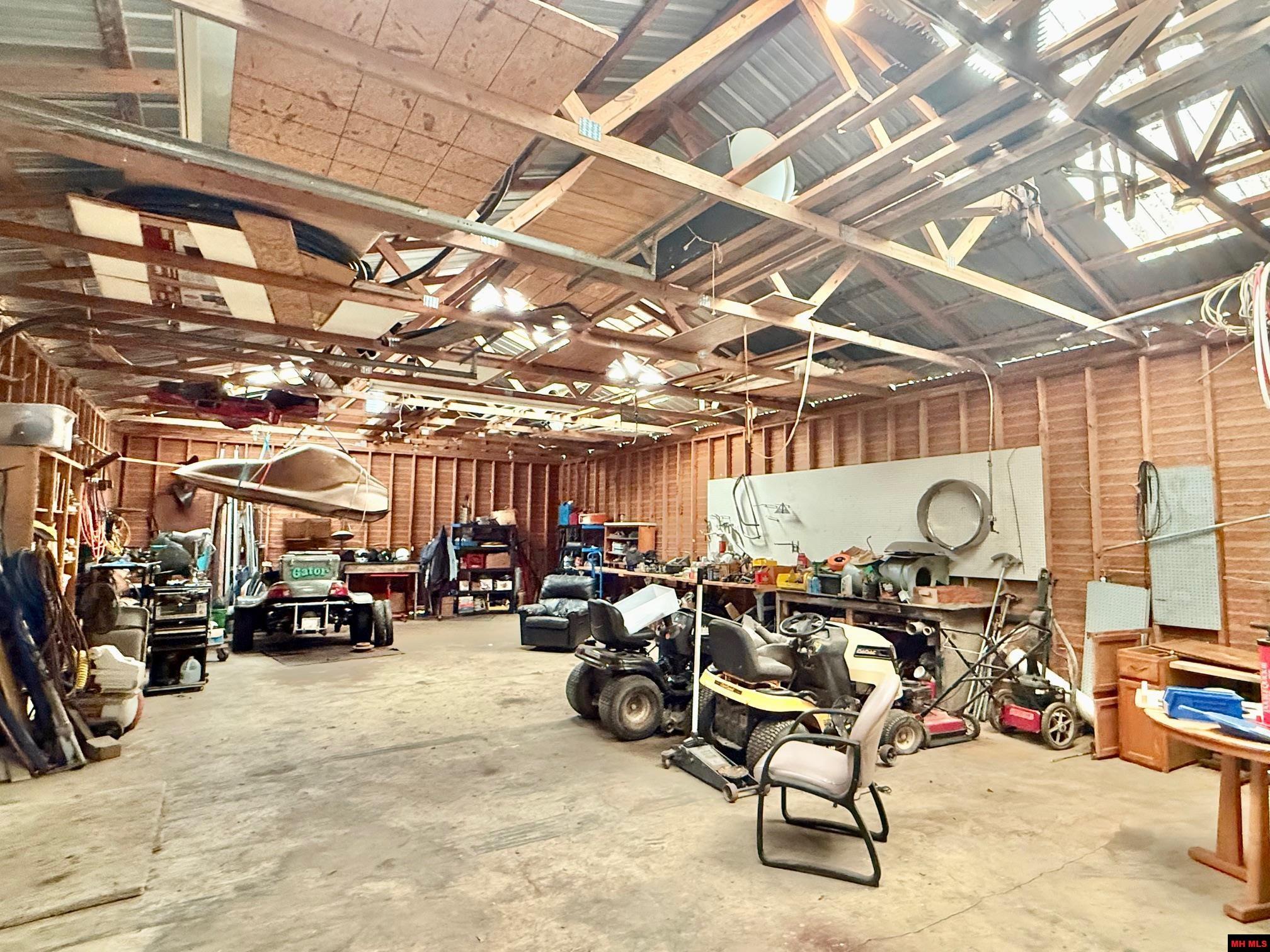 2236 CENTRAL BOULEVARD Bull Shoals, AR