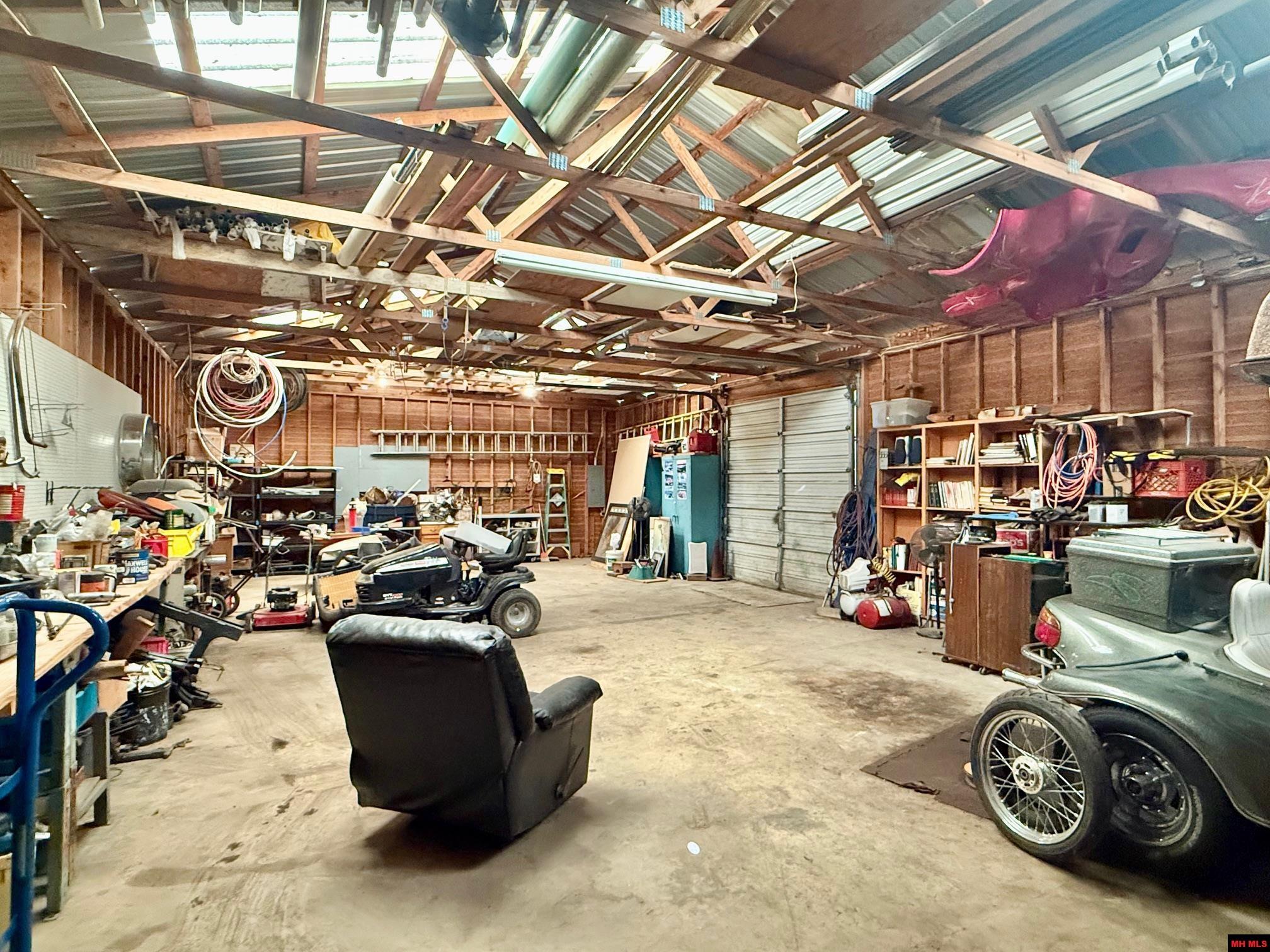 2236 CENTRAL BOULEVARD Bull Shoals, AR